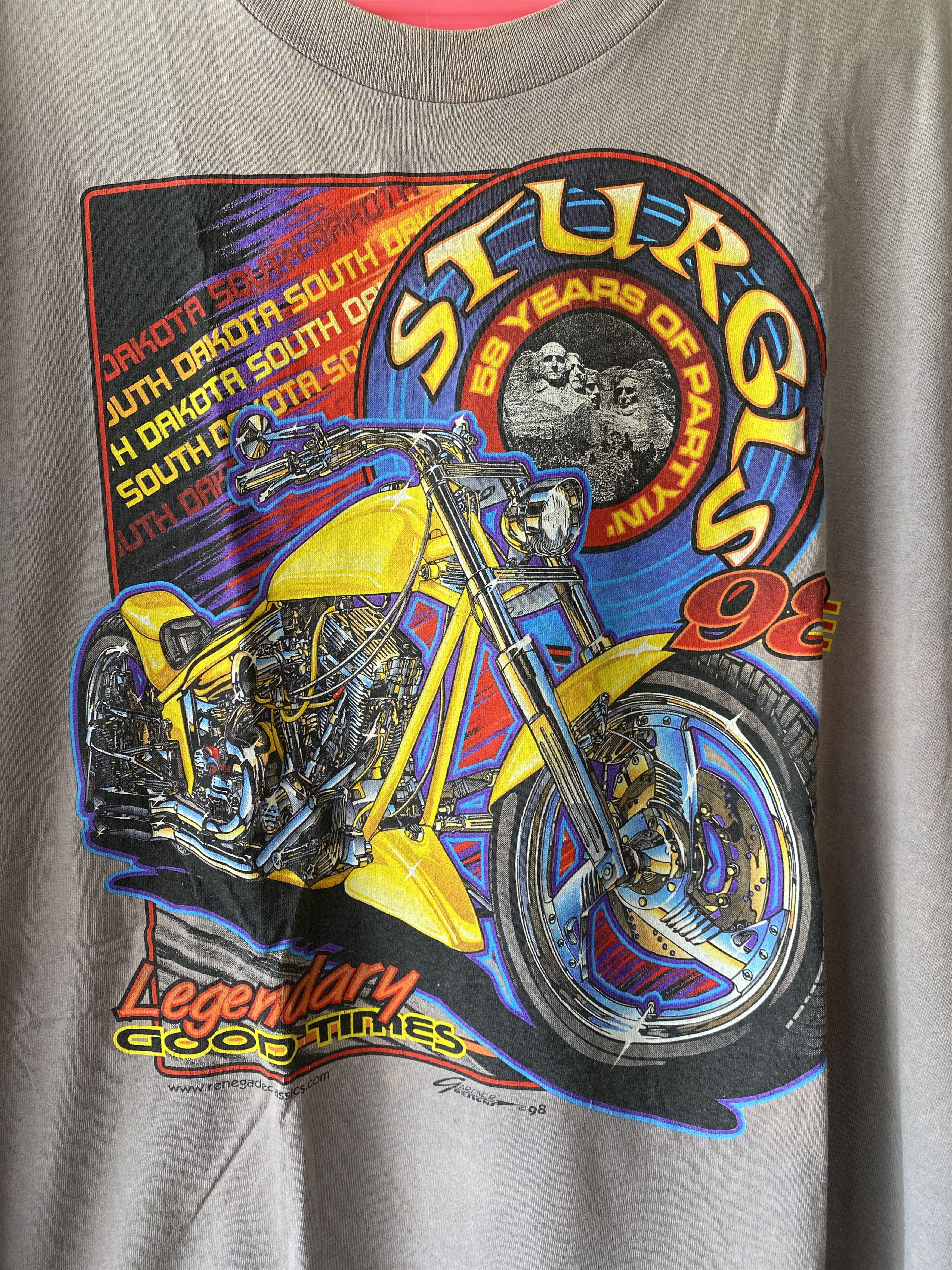 Hanes VINTAGE 90’ STURGLS MOTORCYCLE T SHIRT Size US XL / EU 56 / 4 - 3 Thumbnail