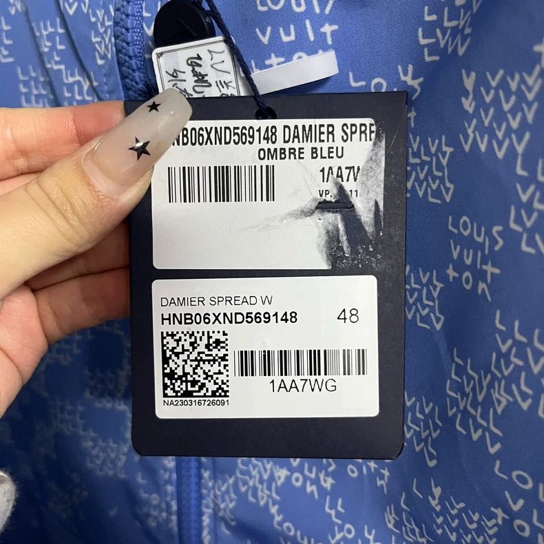 Louis Vuitton Louis Vuitton Blue full-print plaid print large pocket win Size US M / EU 48-50 / 2 - 7 Thumbnail