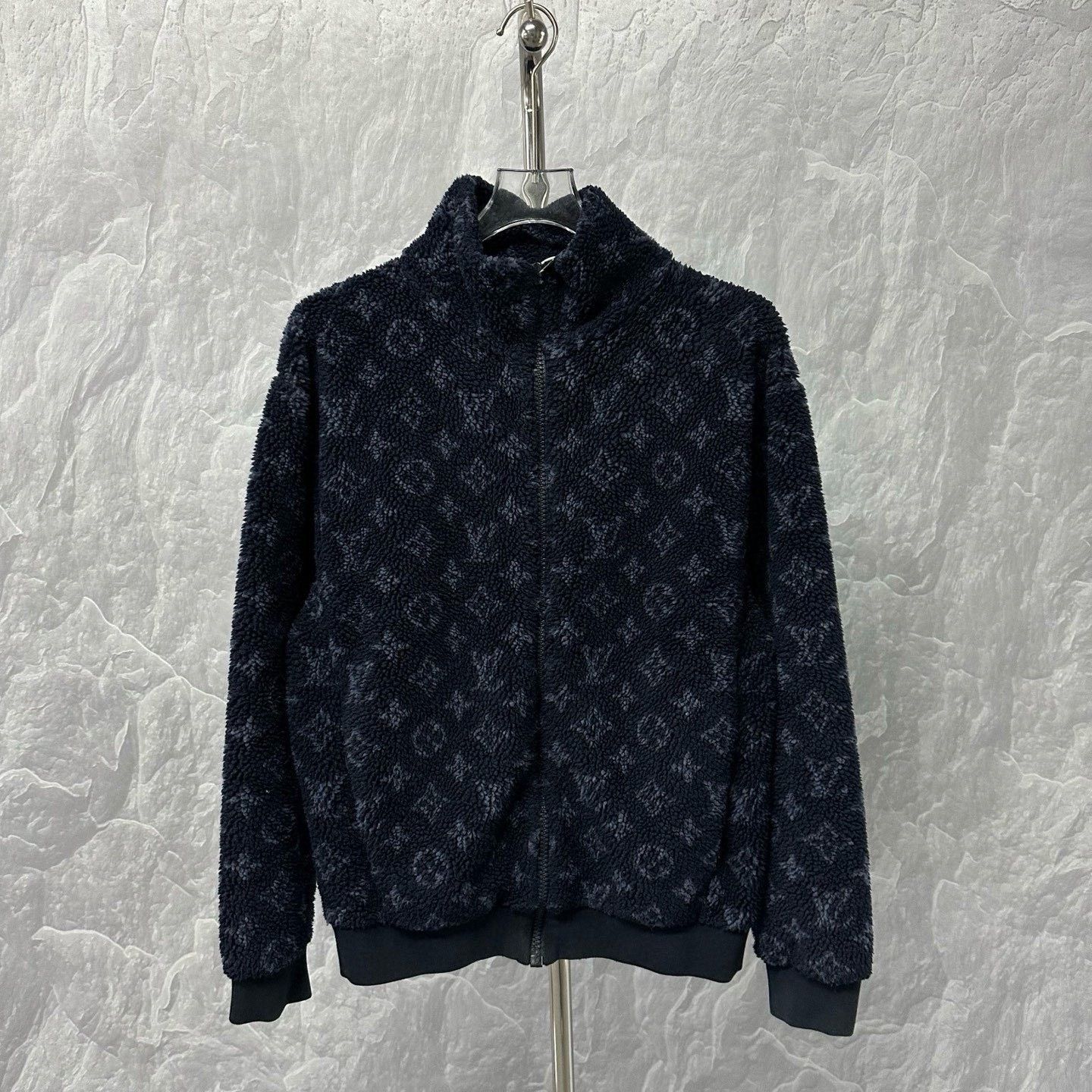 Louis Vuitton Louis Vuitton Teddy Print Stand Collar Coat S Size US S / EU 44-46 / 1 - 1 Thumbnail