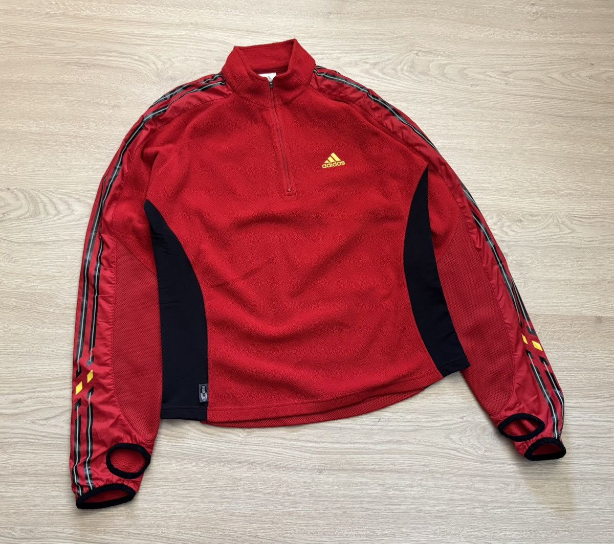 Vintage Vintage 00’s 2003 Adidas y2k Japanese Red Fleece Long Sleeve Size US M / EU 48-50 / 2 - 1 Thumbnail