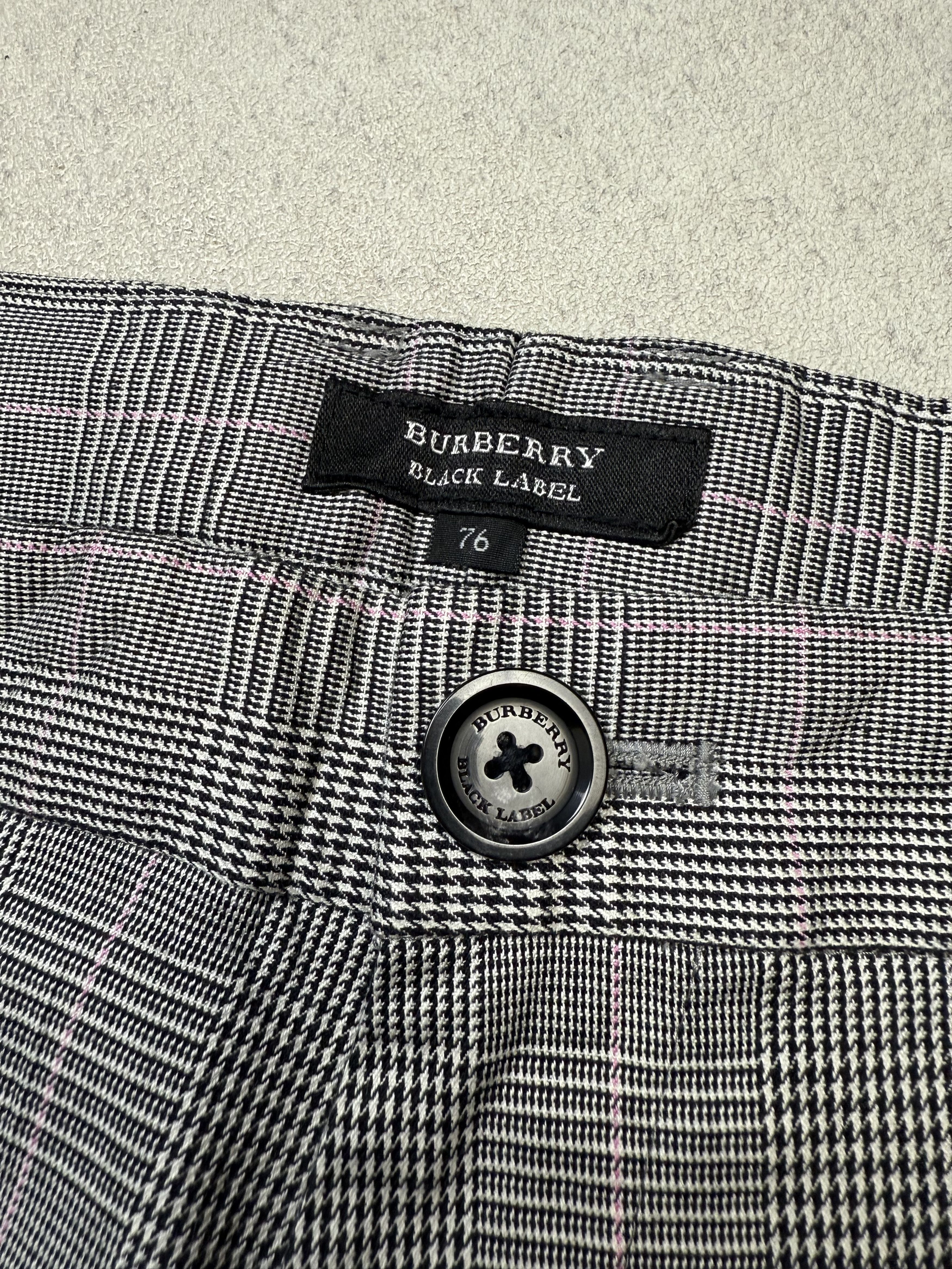 Burberry Vintage Burberry Plaid Tartan Shorts Size US 32 / EU 48 - 4 Thumbnail