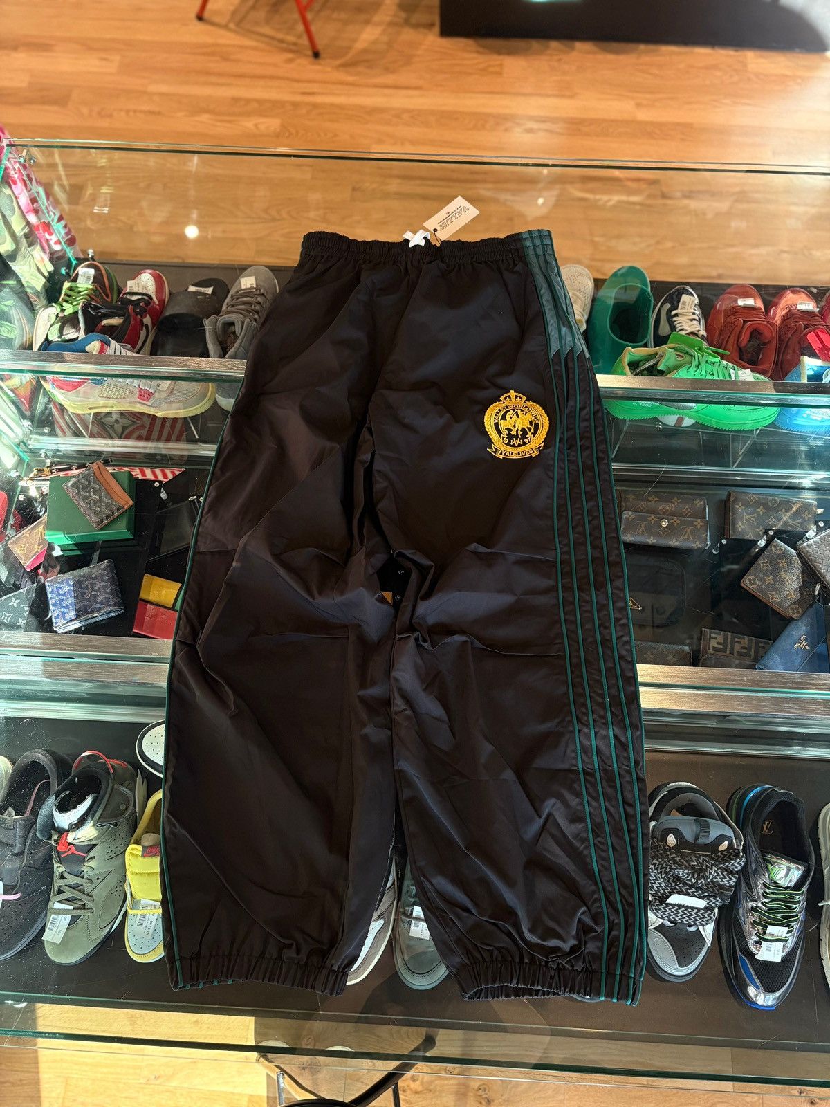 Vale Vale Track Pants DS Size XL Size US 36 / EU 52 - 1 Thumbnail