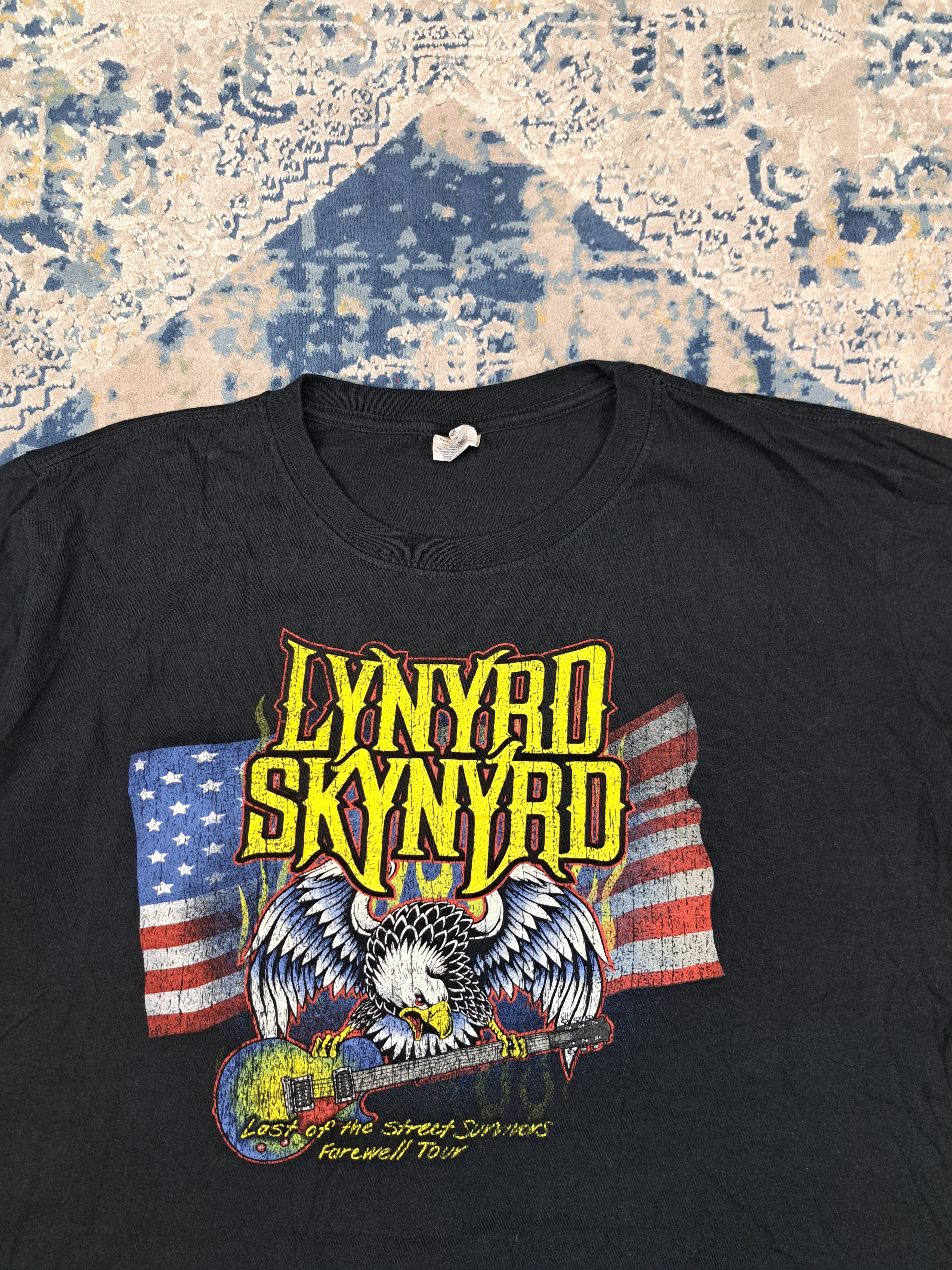 Band Tees Lynyrd Skynyrd World Tour Band Tee USA Flag Eagle Size US L / EU 52-54 / 3 - 3 Thumbnail