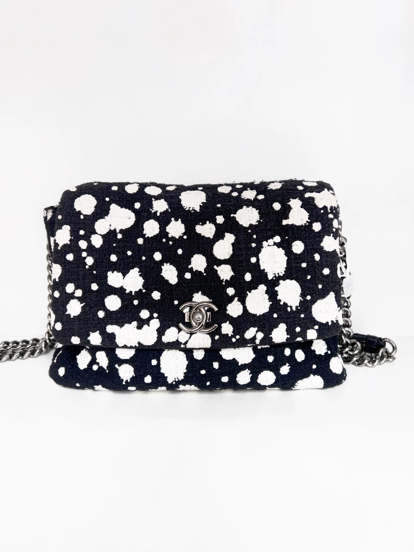 Chanel Pre-loved Bag Brand new condition Size ONE SIZE - 1 Thumbnail
