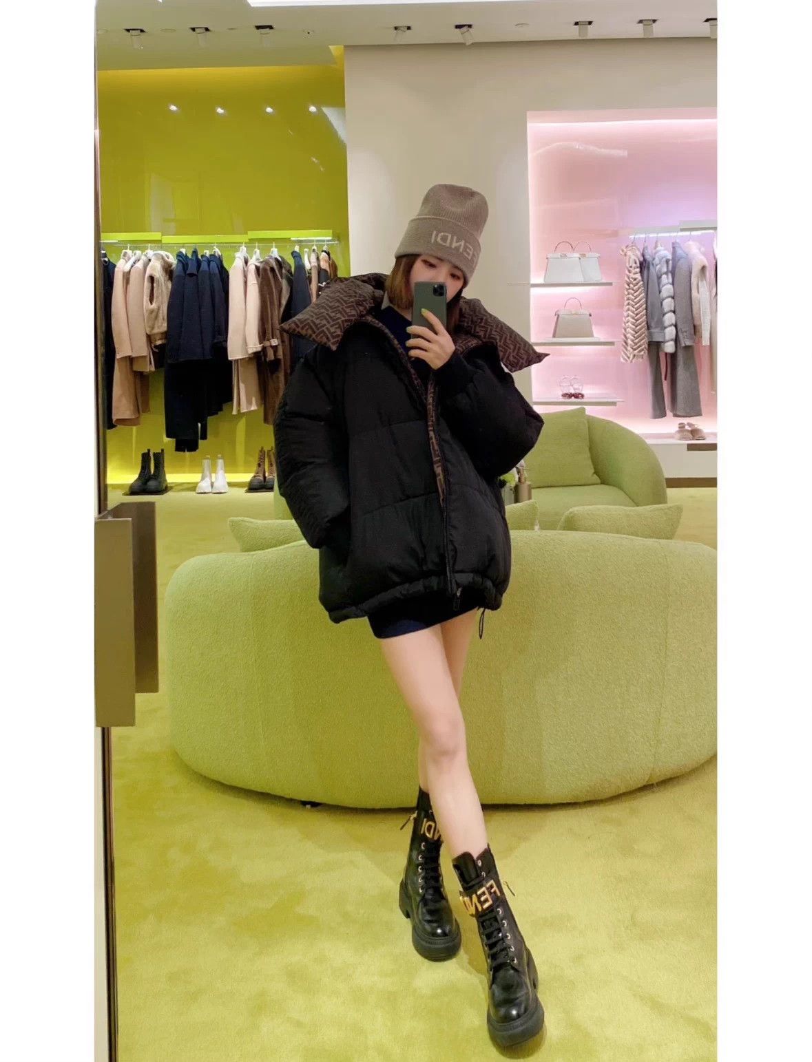 Fendi Fendi FF allover double-sided hooded down jkt deadstock M Size M / US 6-8 / IT 42-44 - 9 Thumbnail