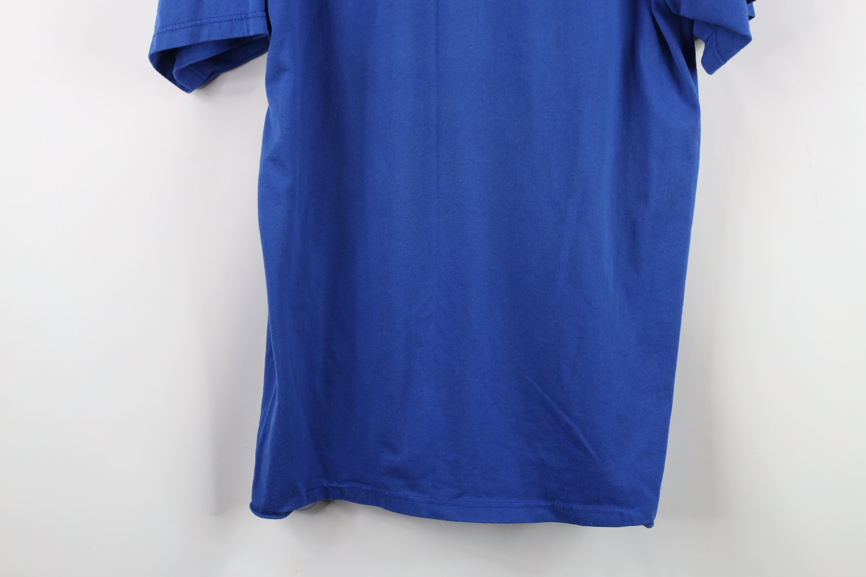Vintage Vintage 90s Streetwear Gardening Nature Flower T-Shirt USA Size L / US 10 / IT 46 - 16 Thumbnail