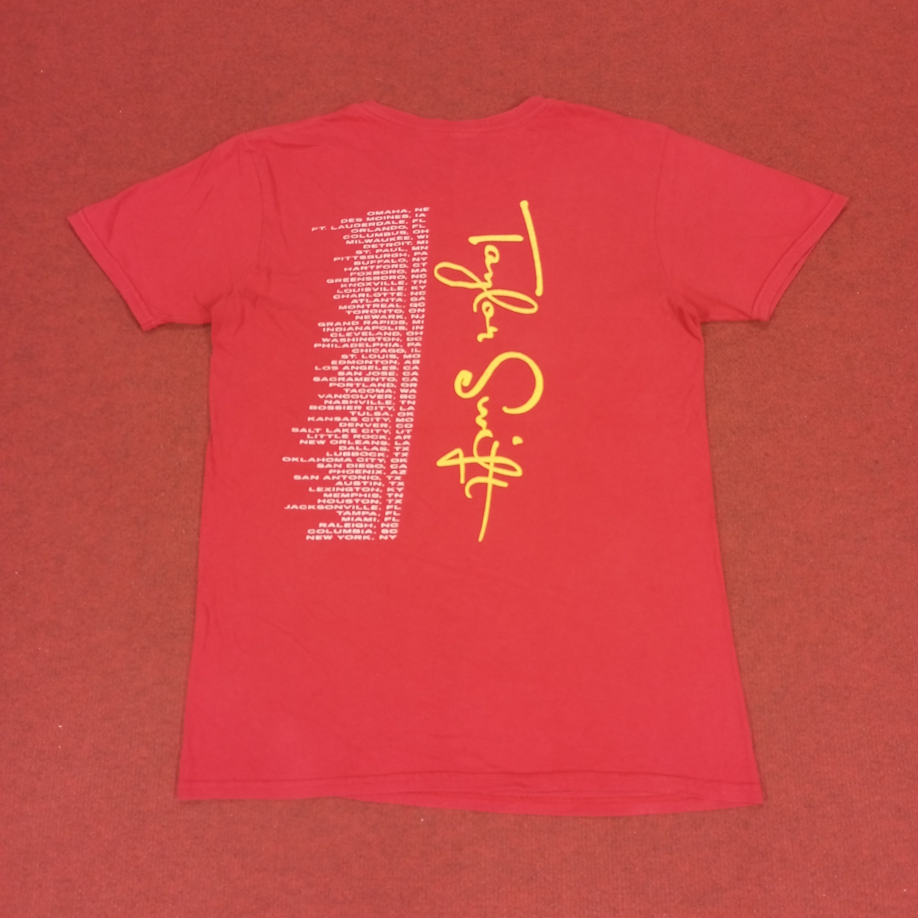 Band Tees × Vintage Taylor Swift Music Singer Phototees Style Tshirt Size US S / EU 44-46 / 1 - 3 Thumbnail