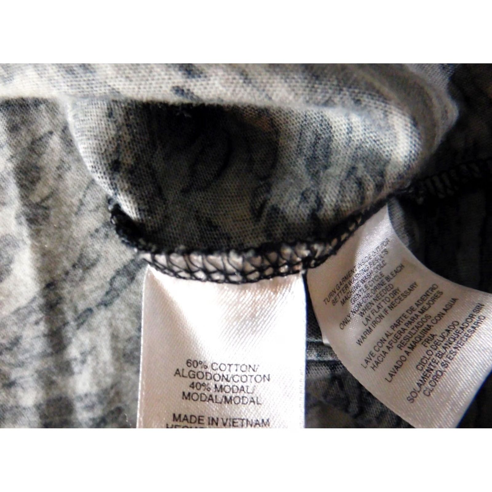 Jones New York Jones New York top Womens L Green pullover animal print Crew Neck Casual Blouse Basic Stretch Long Sleeve Cotton Modal Rayon vintage: No Size L / US 10 / IT 46 - 6 Thumbnail