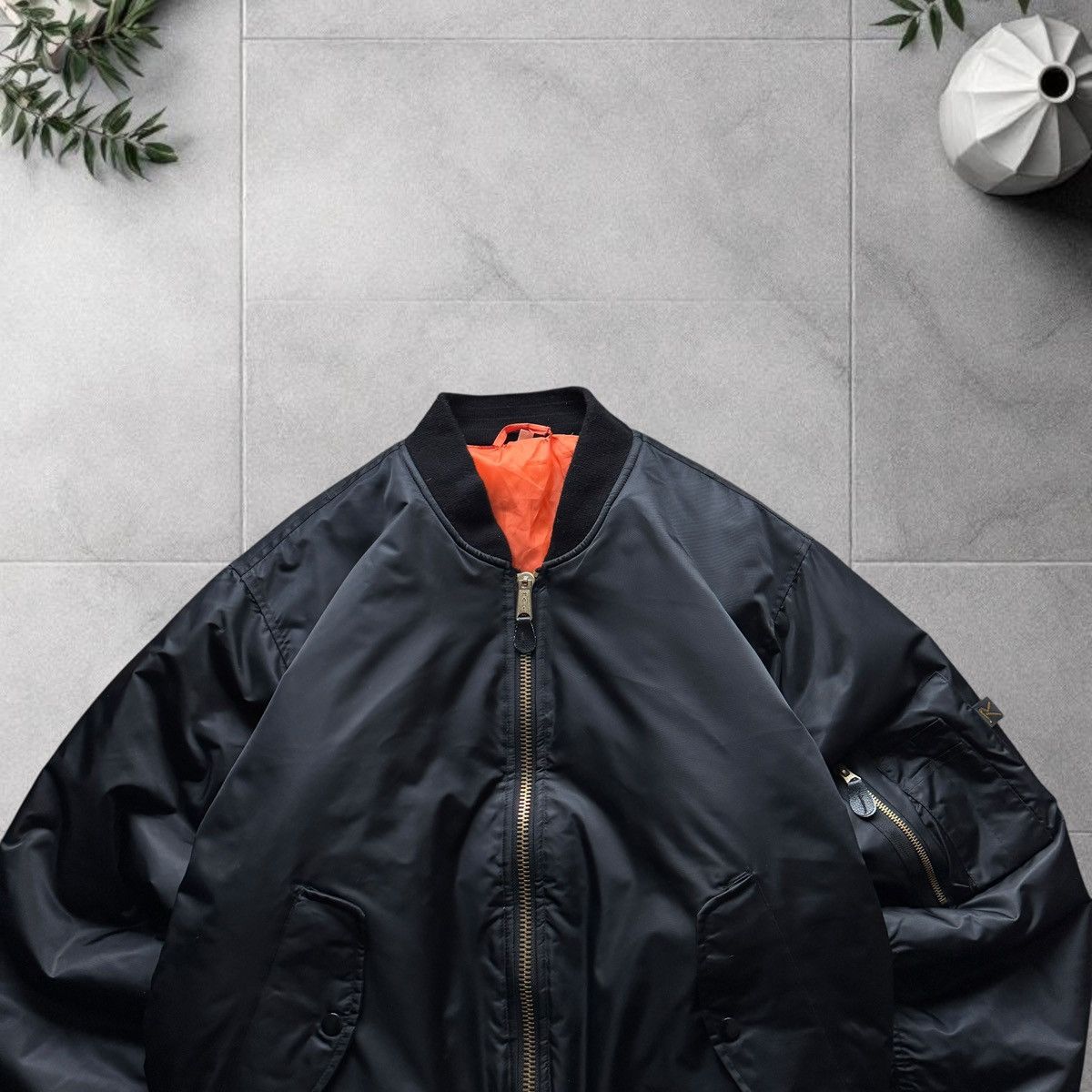 Vintage Vintage MA-1 Bomber Military Jacket Orange Lining Army Size US L / EU 52-54 / 3 - 3 Thumbnail
