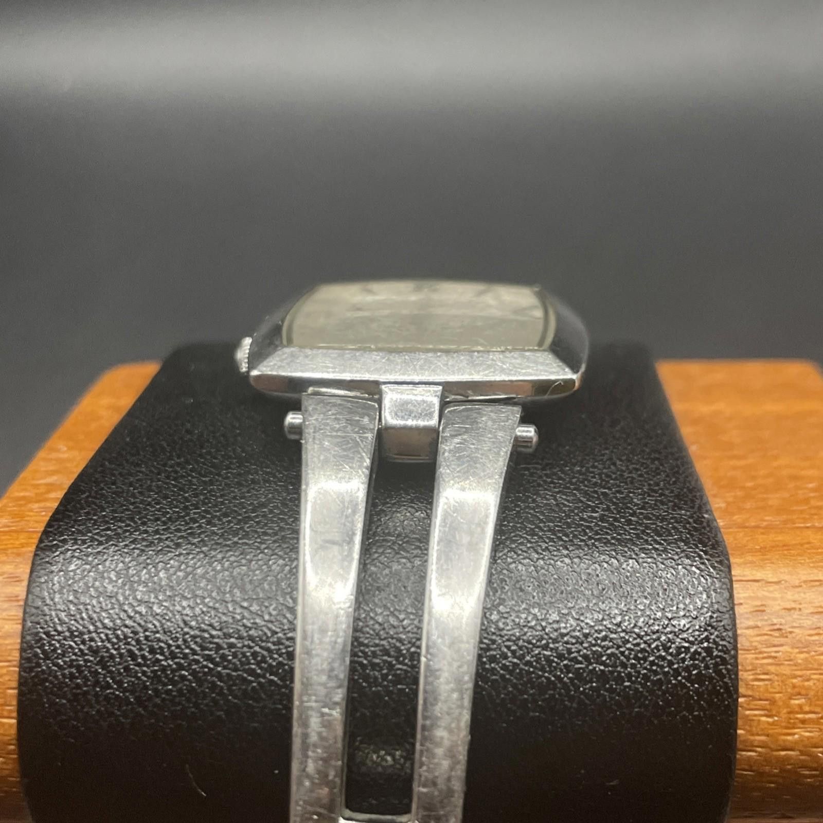 Bulova Vintage Bulova Silver Tone Crystals Quartz Watch New Battery Size ONE SIZE - 3 Thumbnail