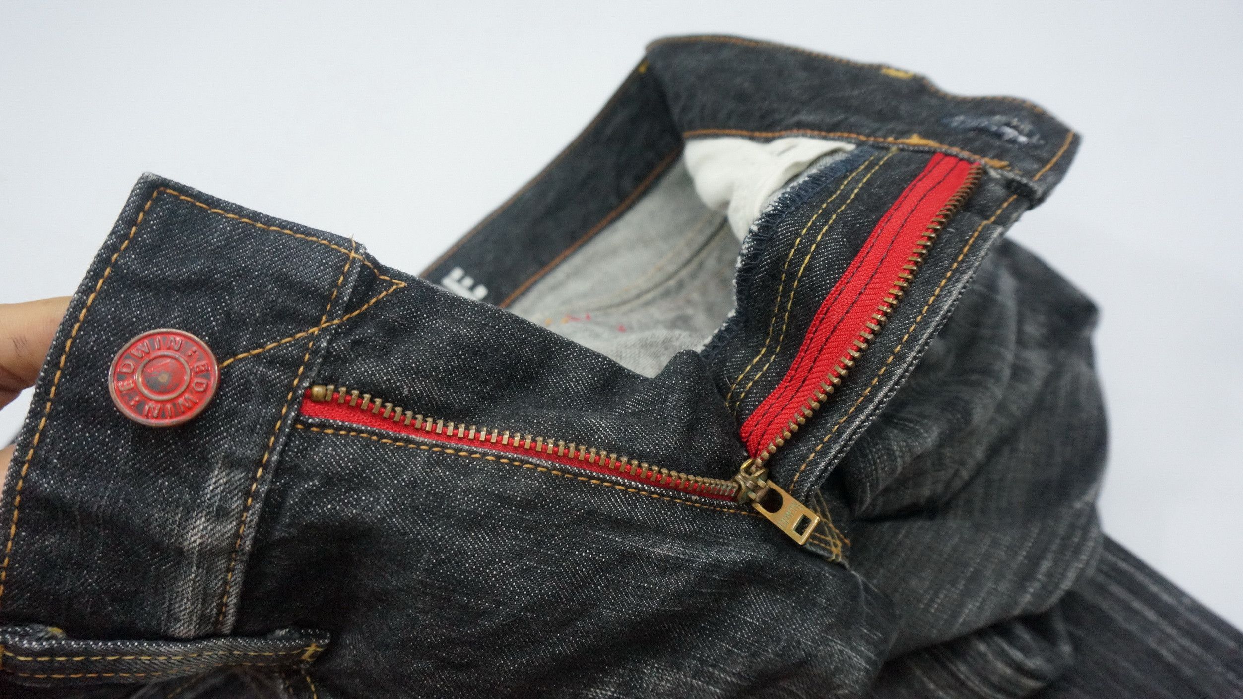 🔥 EDWIN 503 Vintage Flare Black Ripped Distressed