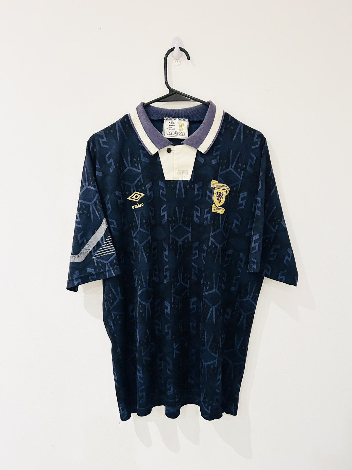 Umbro × Vintage Scotland 1992 home Size US L / EU 52-54 / 3 - 1 Thumbnail
