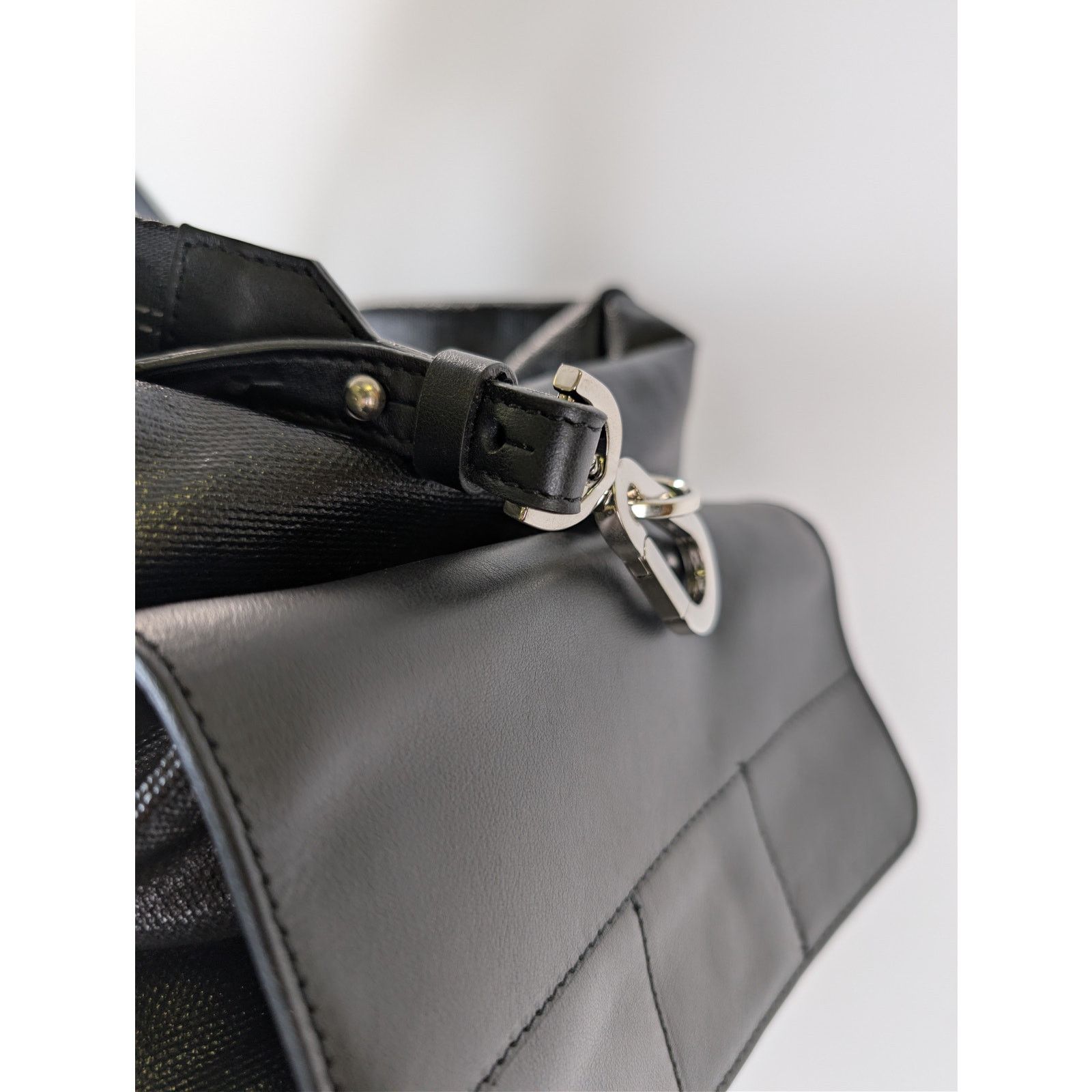 Off-White o1rshd1 Size: OS / Duffle Bag in Black Size ONE SIZE - 7 Thumbnail