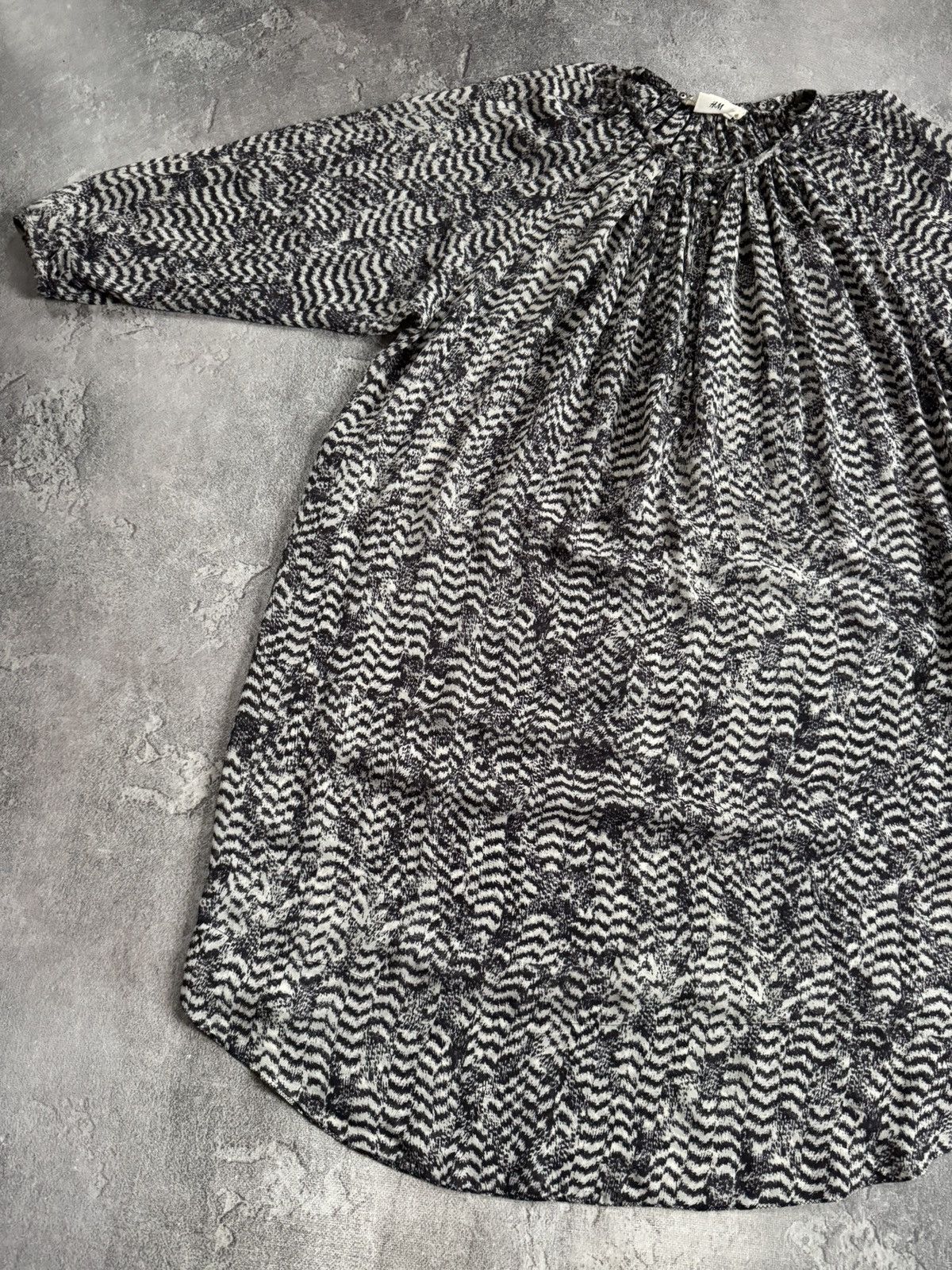 Isabel Marant Isabel Marant H&M 36size animal print relaxed dress shirt Size S / US 4 / IT 40 - 6 Thumbnail