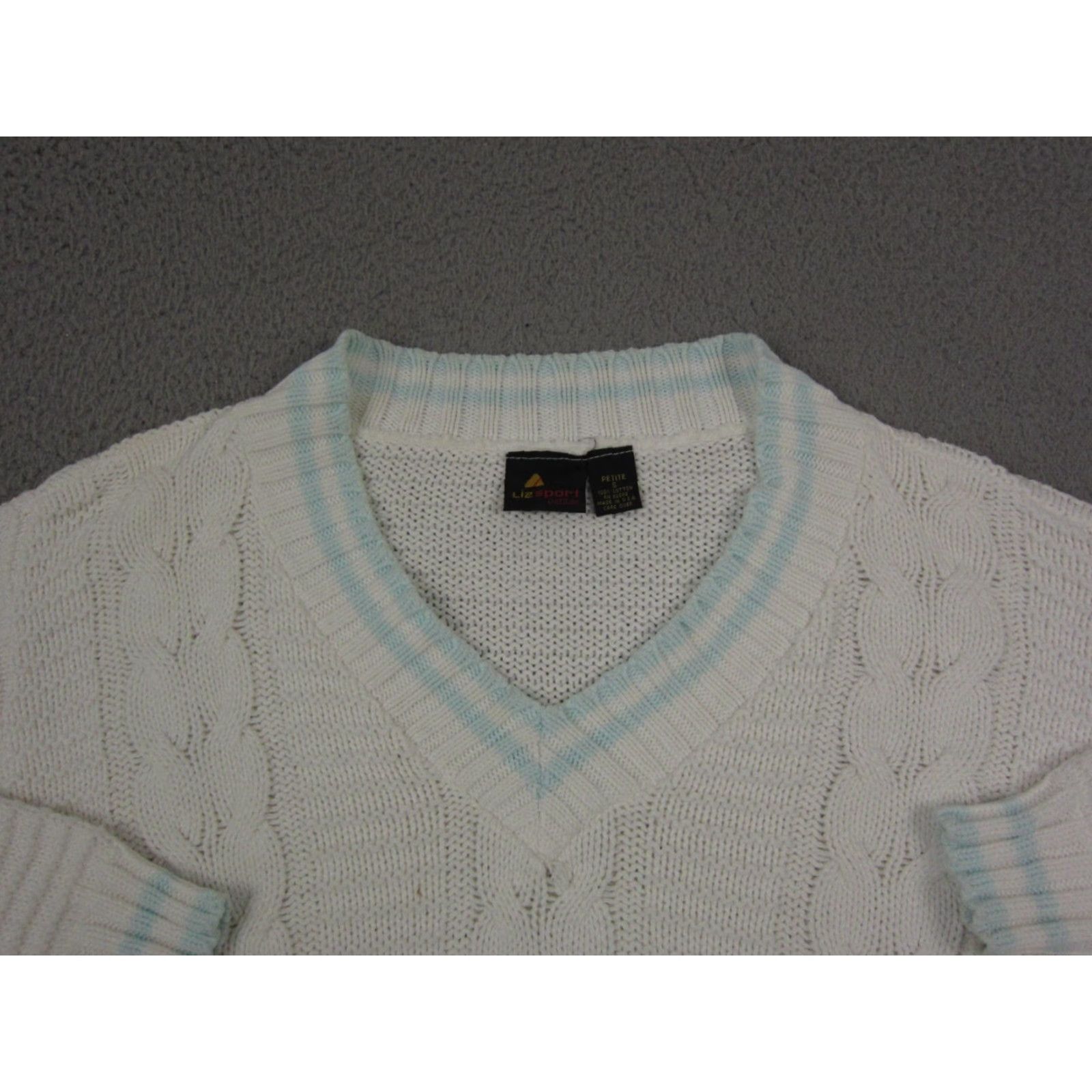 Vintage VINTAGE Liz Sport Sweater Womens Petite Small White Cable Knit College Varsity Size S / US 4 / IT 40 - 2 Thumbnail