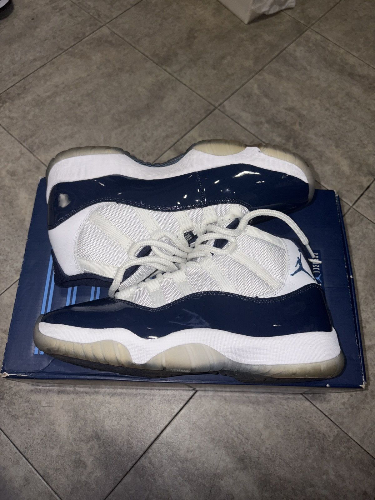 Jordan Brand Jordan 11 “Win Like 82” Size US 9 / EU 42 - 4 Thumbnail