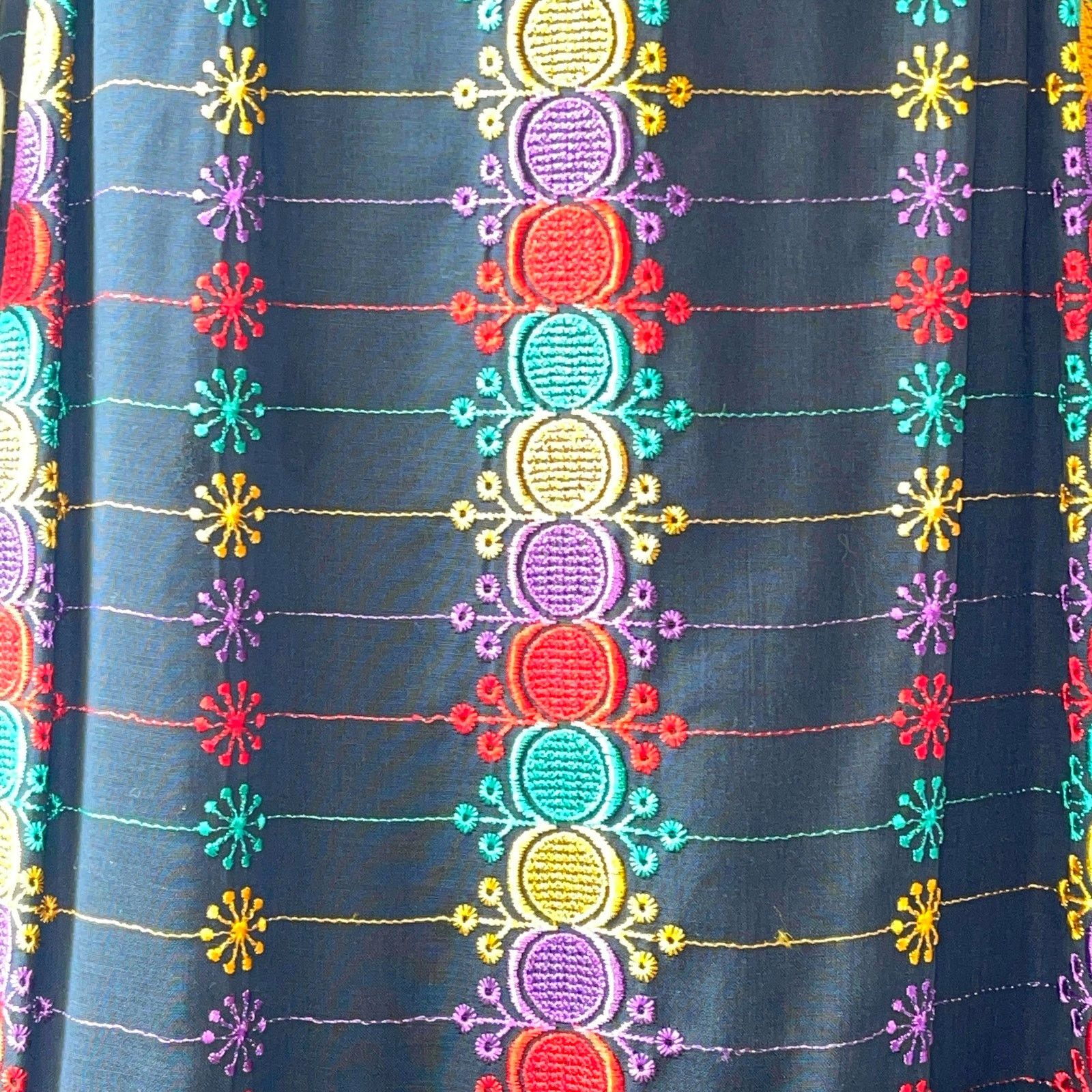 Vintage VINTAGE 70's FlowerPower Haight-Ashbury Boho Midi Dress Sz S Size S / US 4 / IT 40 - 6 Thumbnail