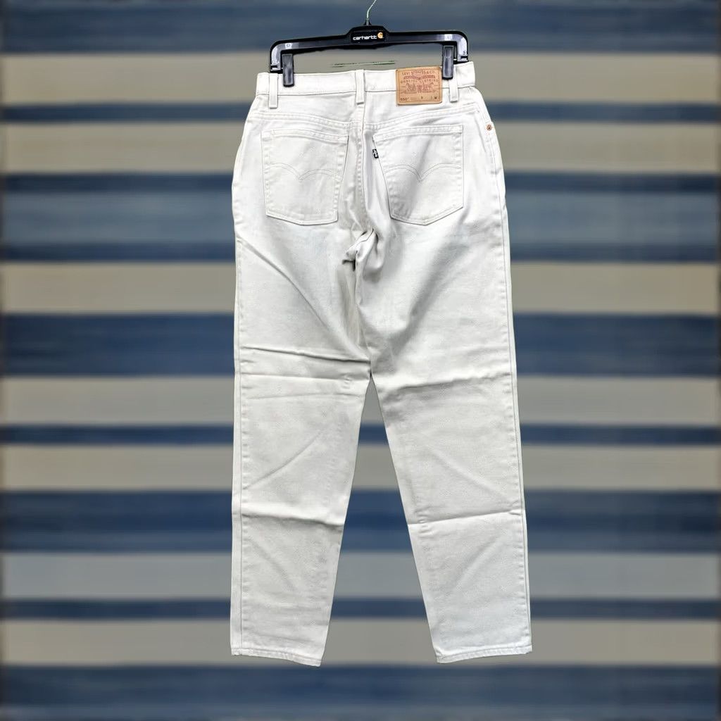 Levi's VINTAGE Levi's 550 Jeans Womens 12 Reg M 90s Relaxed Taper White Denim Black Tab Workwear Shirt Womens Jeans Size 34" / US 12 / IT 48 - 1 Thumbnail