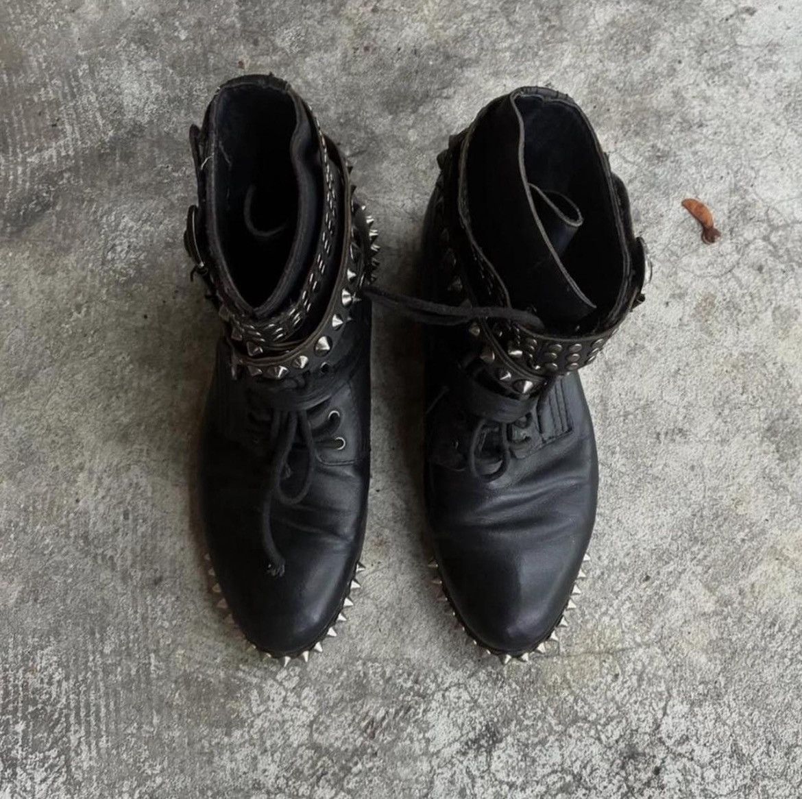 Saint Laurent Paris OG ysl black studded wrap combat boots Size US 8 / IT 38 - 4 Thumbnail