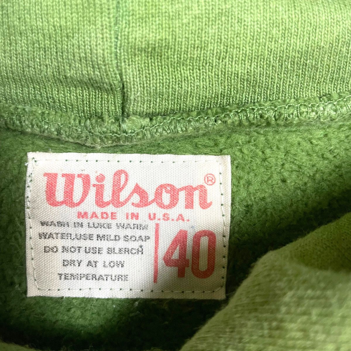 Wilson Vintage Wilson Illinois Hoodie Pull Over Spell Out Size US S / EU 44-46 / 1 - 9 Thumbnail