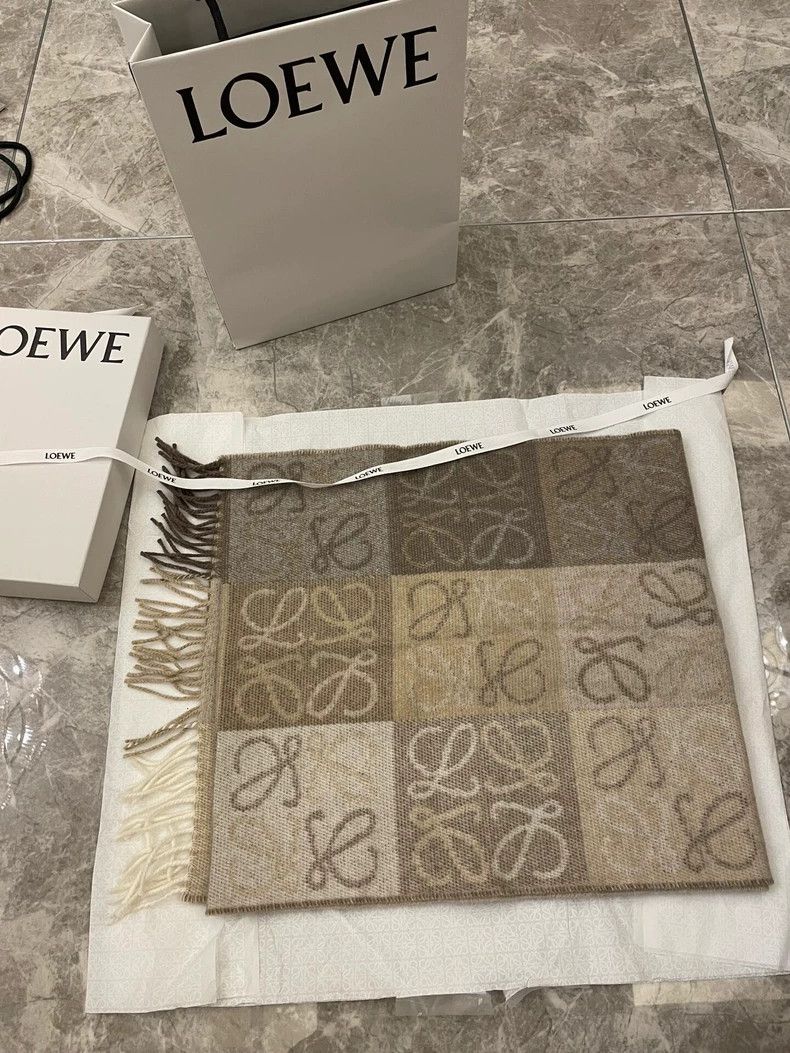 LOEWE Classic scarves