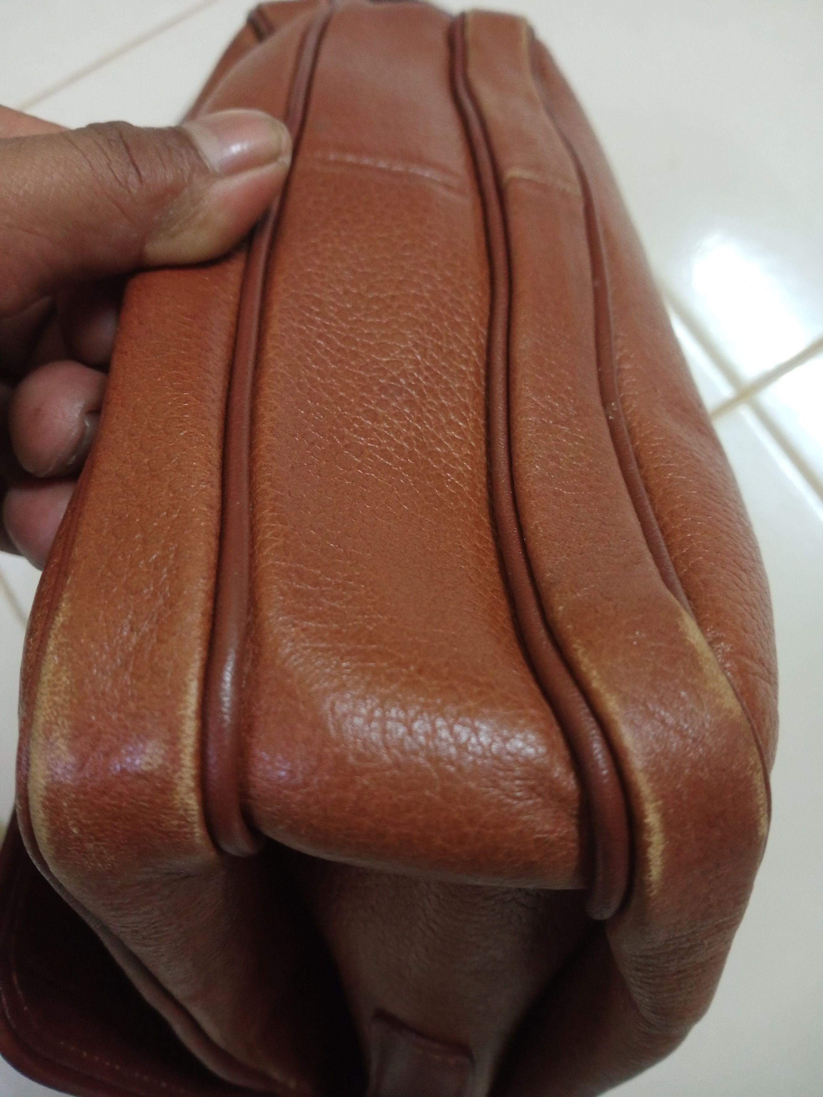 Burberry VINTAGE BURBERRY BROWN LEATHER CROSSBODY BAG Size ONE SIZE - 7 Thumbnail
