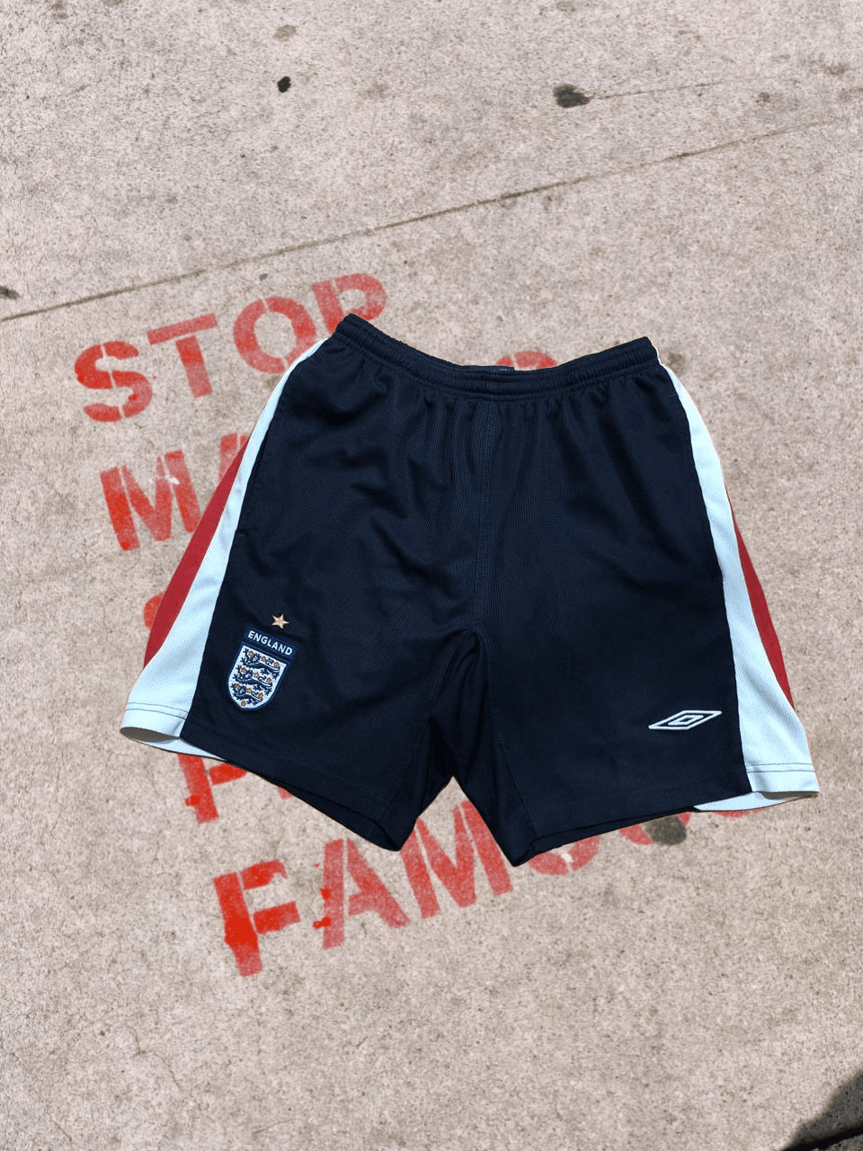 Umbro Vintage 90s Umbro shorts Size US 32 / EU 48 - 1 Thumbnail