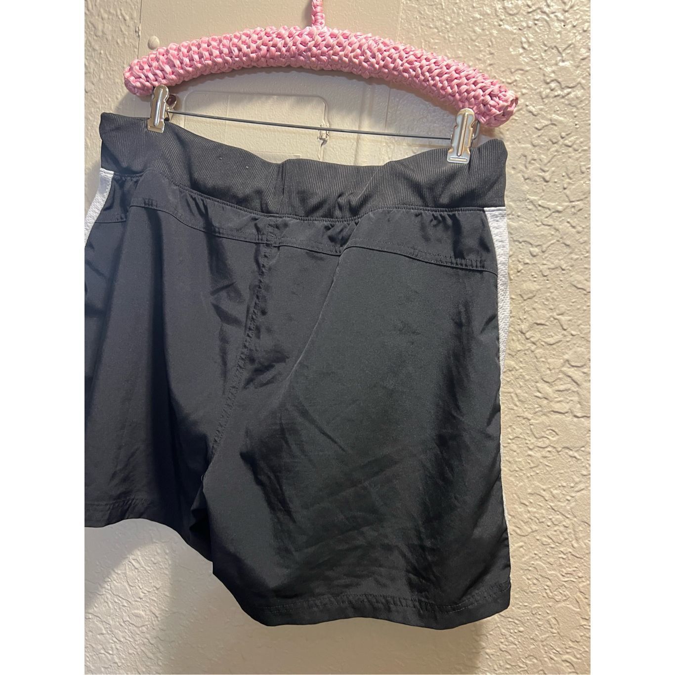 Tek Gear Tek Gear Black With White Stripe Shorts Woman’s Size XL FLAW Size 32" / US 10 / IT 46 - 9 Thumbnail