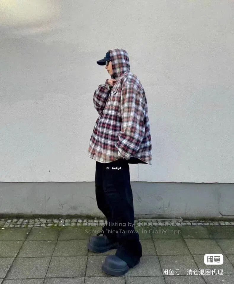 Balenciaga Balenciaga Plaid Insulated Long Sleeve Hooded Shirt Size US XS / EU 42 / 0 - 8 Thumbnail