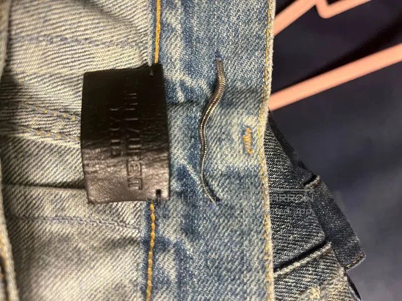Yves Saint Laurent YSL Men's Classic Jeans Size 29. Size US 29 - 3 Thumbnail