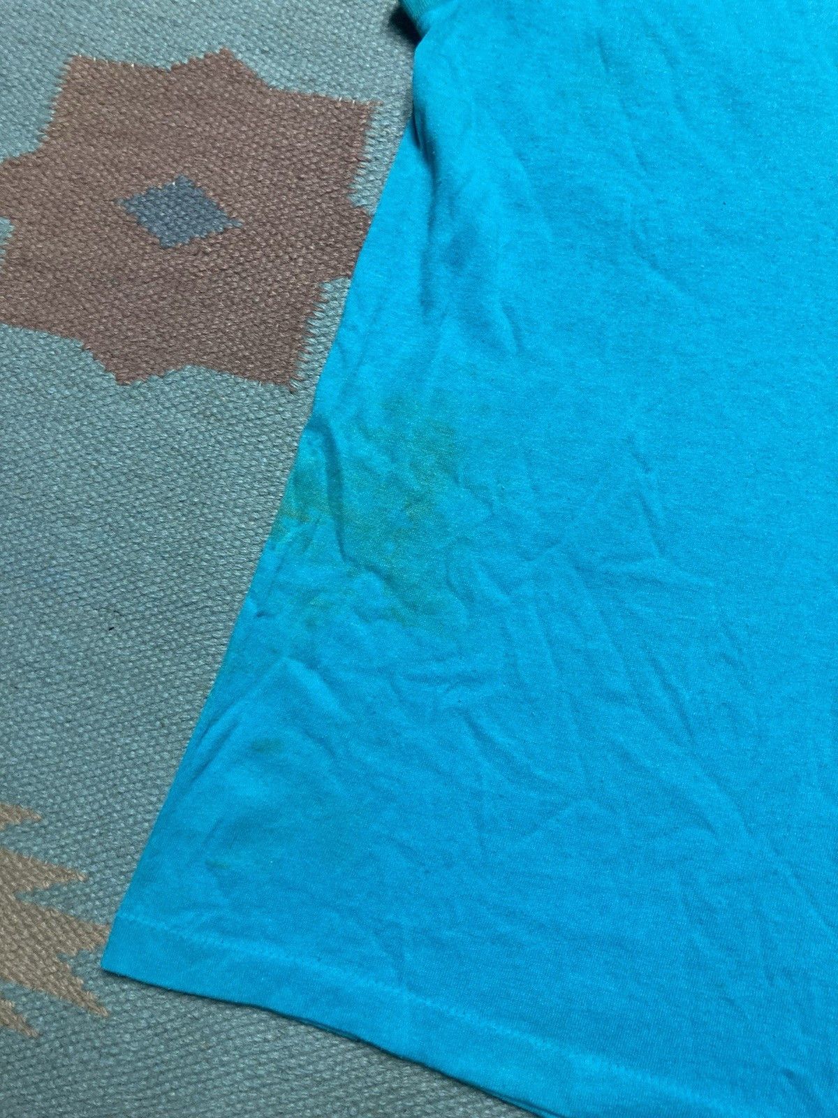 Vintage Vintage 80s pocket t shirt blank teal blue worn soft medium Size US M / EU 48-50 / 2 - 9 Thumbnail