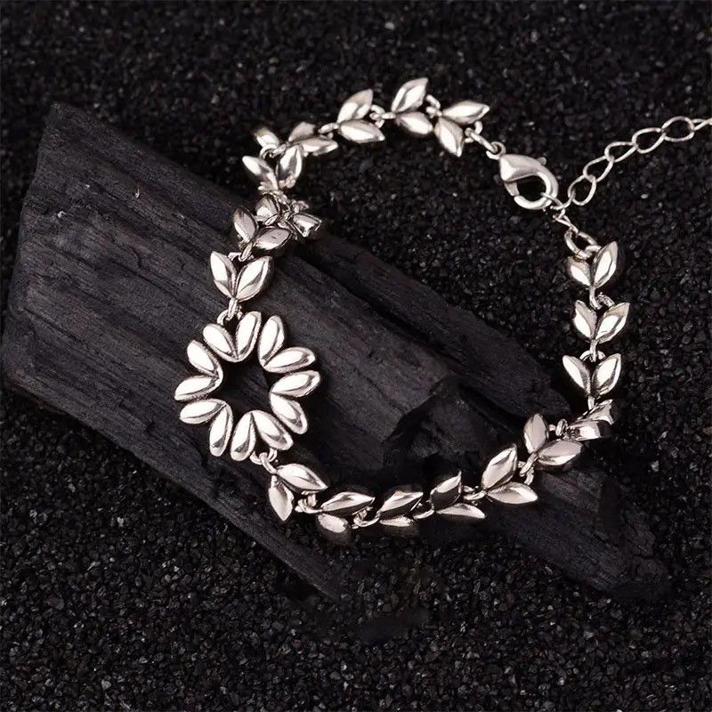 Other Daisy Flower Geometric Handmade Bracelet Size ONE SIZE - 1 Thumbnail
