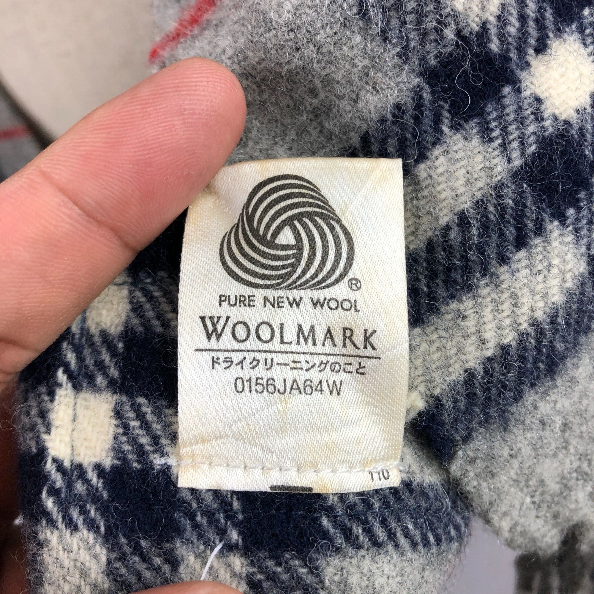 Burberry Vintage Burberry Scarf Muffler Wool Cashmere Scarves. Size ONE SIZE - 9 Thumbnail