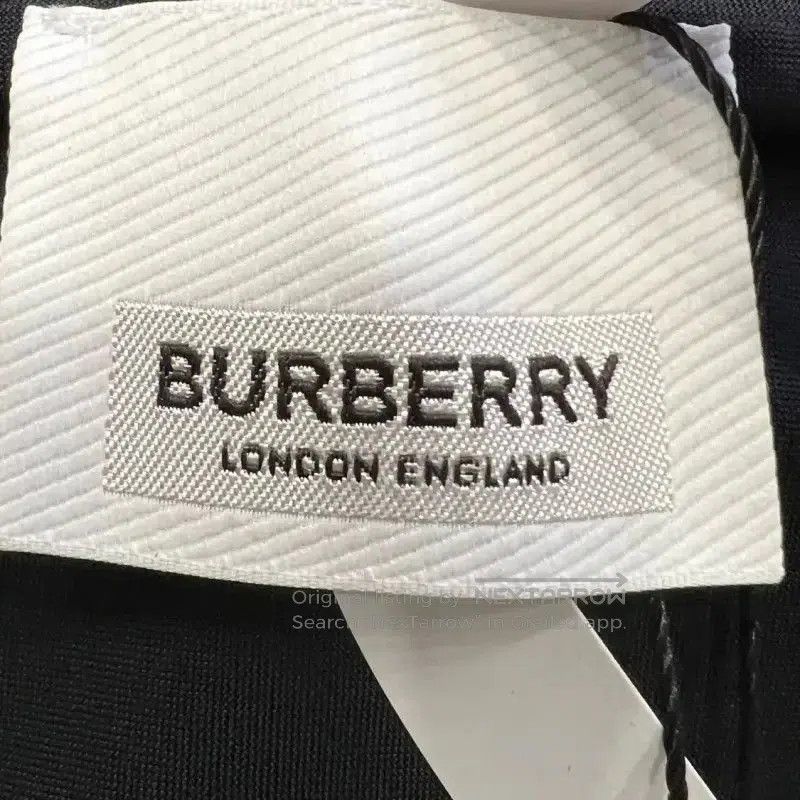 Burberry Burberry Black Nylon Summer Cropped T-Shirt. Size S / US 4 / IT 40 - 6 Thumbnail