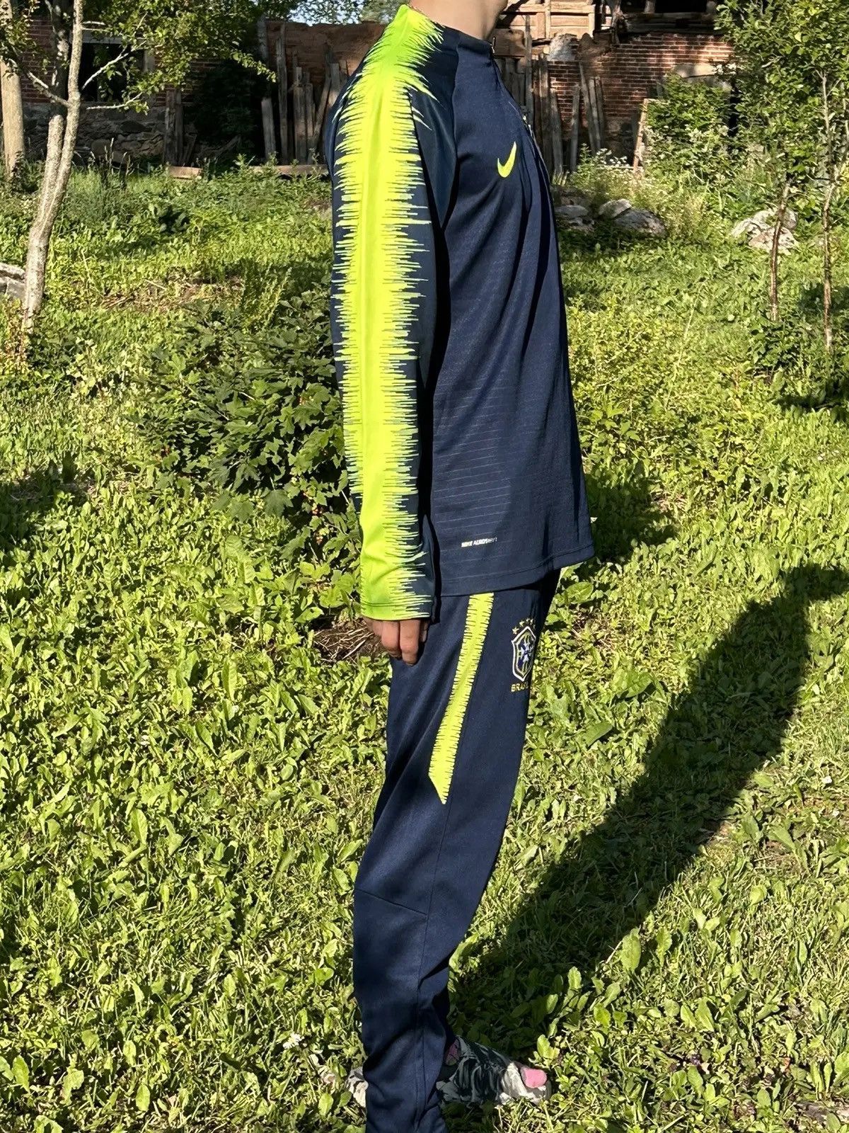 Nike Vintage Nike Brazil CBF Rare Tracksuit Pants Jacket Bundle Size US M / EU 48-50 / 2 - 2 Thumbnail