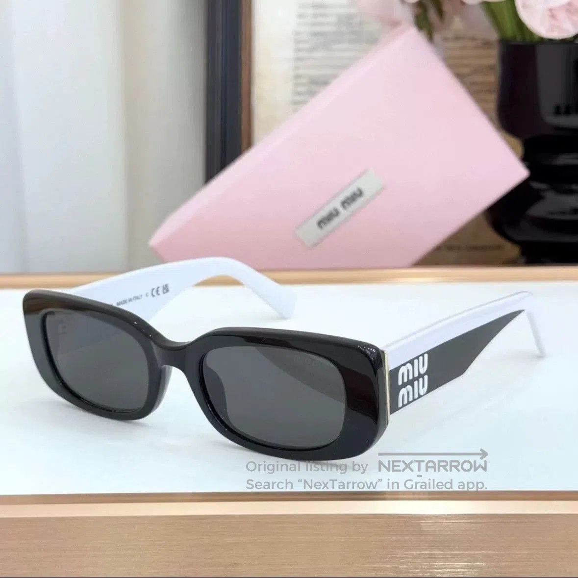 Miu Miu Miumiu Black White Square Sunglasses. Size ONE SIZE - 1 Thumbnail