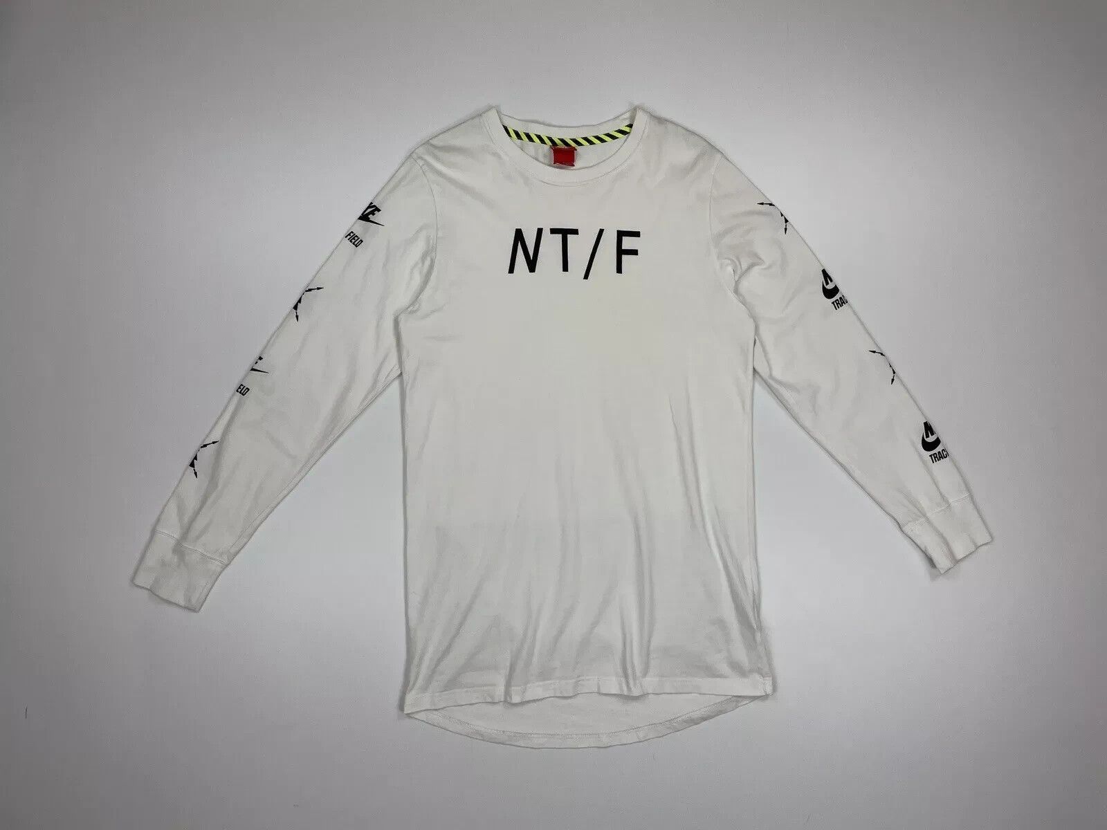 Nike Nike NTF NT/F TRACK & FIELD Long Sleeve White Shirt Mens Size US L / EU 52-54 / 3 - 8 Thumbnail