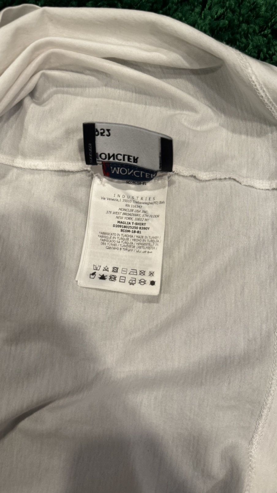 Moncler Moncler Logo Tshirt Size US XXL / EU 58 / 5 - 5 Thumbnail
