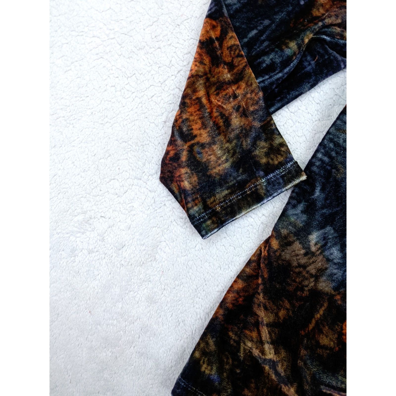 Soft Surroundings Soft Surroundings Womens S Orange Velvet Alyssa Mock Wrap Top V Neck Blouse Tunic Floral 3/4 Sleeve Size S Mens Womens Girls Boys Size S / US 4 / IT 40 - 4 Thumbnail