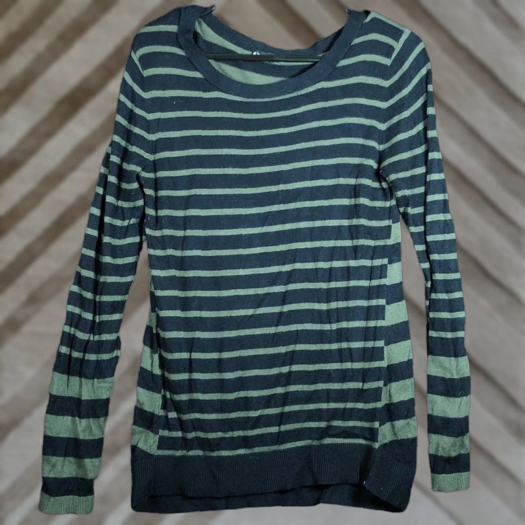 Express Express Sweater Green Striped Long Sleeve Cozy Stretch Medium Womens Size M / US 6-8 / IT 42-44 - 1 Thumbnail