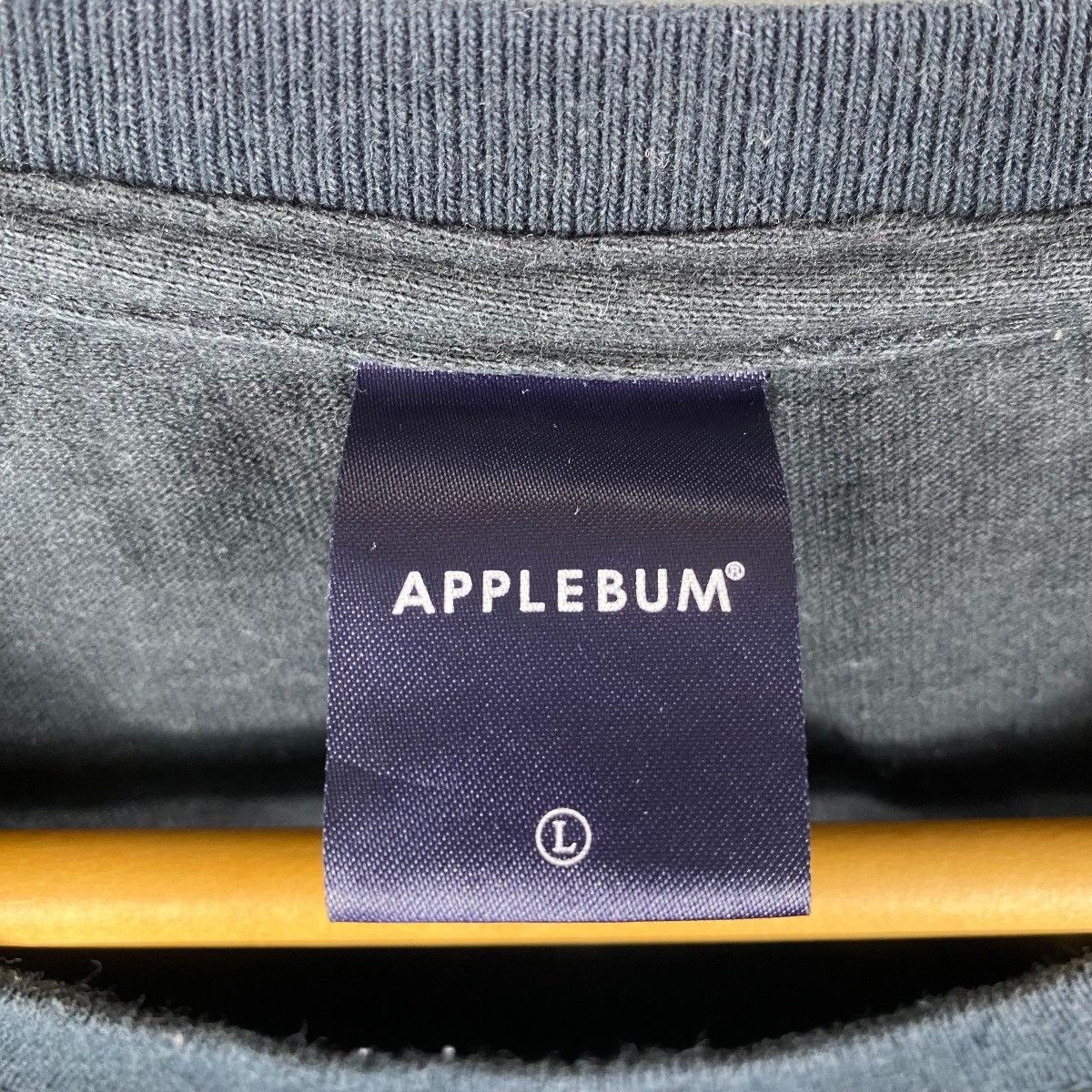 Japanese Brand Applebum KATE MOSS Famous Fashion Modelling Photography Tee Size US L / EU 52-54 / 3 - 6 Thumbnail