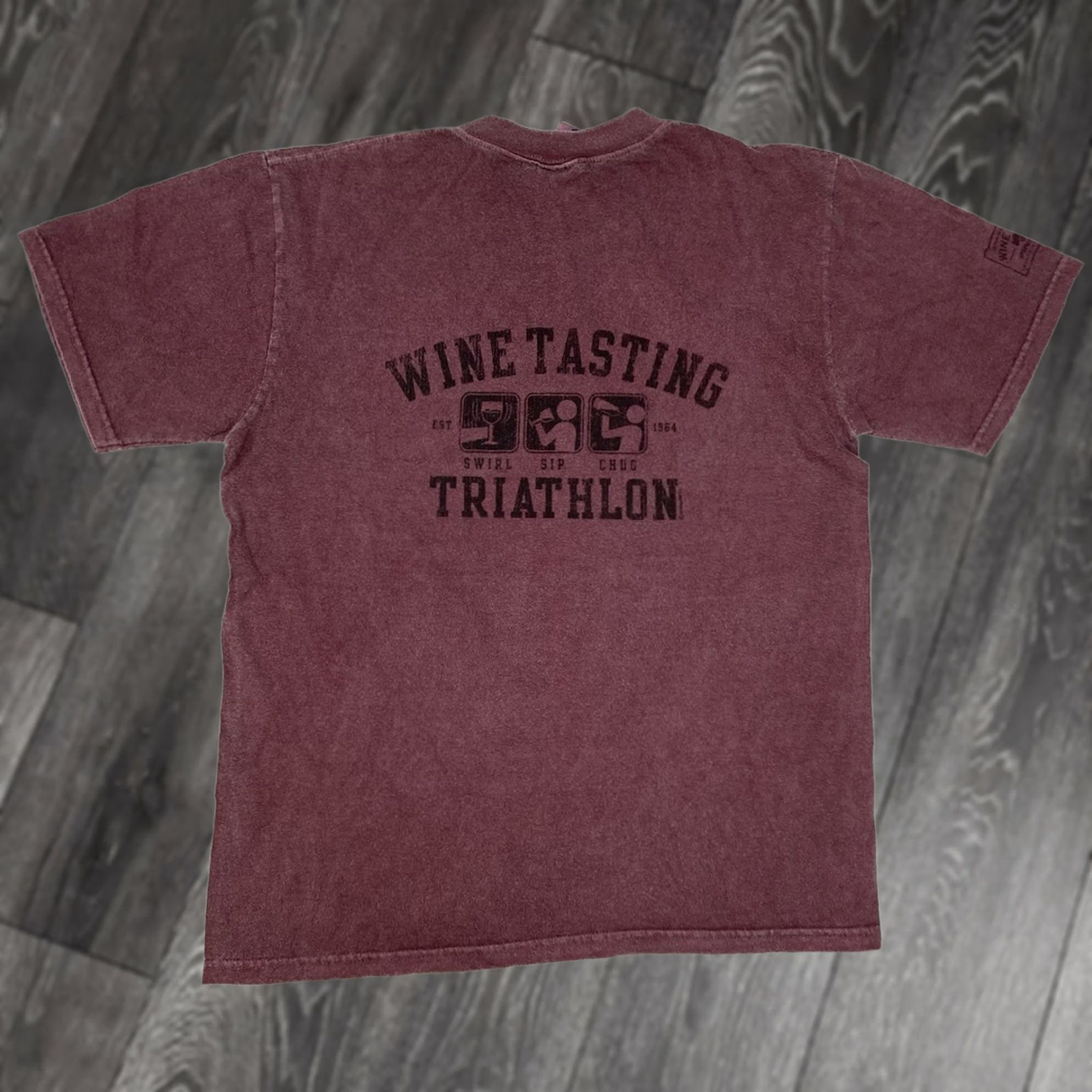 Vintage VINTAGE Crazy Shirts Wine Tasting Triathlon Graphic T-shirt Women Small Burgundy Size S / US 4 / IT 40 - 1 Thumbnail