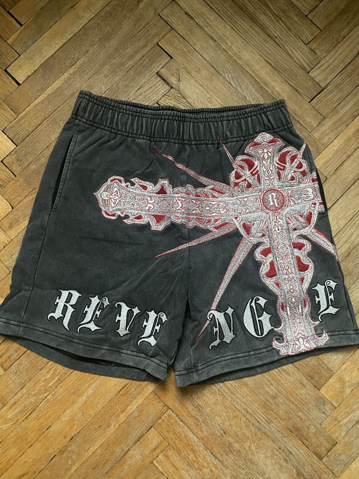 Revenge Revenge spike cross shorts grey size M Size US 32 / EU 48 - 1 Thumbnail