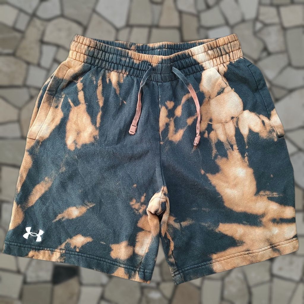 Under Armour Under Armour Sweat Shorts Black Tie Dye Acid Wash Mens Medium Logo Sweat Shorts Tie Dye Athletic Size US 28 / EU 44 - 1 Thumbnail