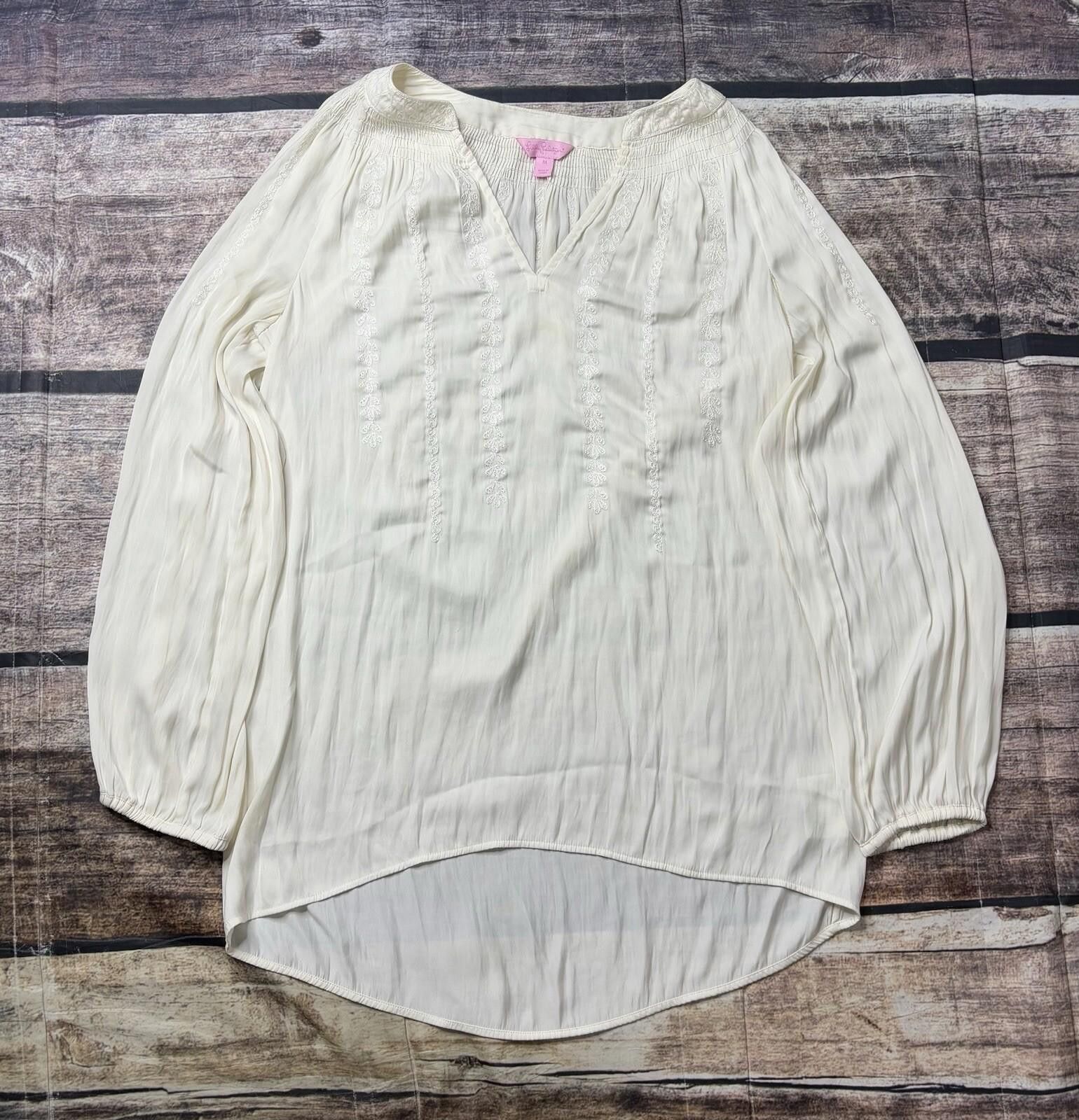 Lilly Pulitzer Lilly Pulitzer Top Women's Medium Peasant Long Sleeve Flowy Size M / US 6-8 / IT 42-44 - 1 Thumbnail