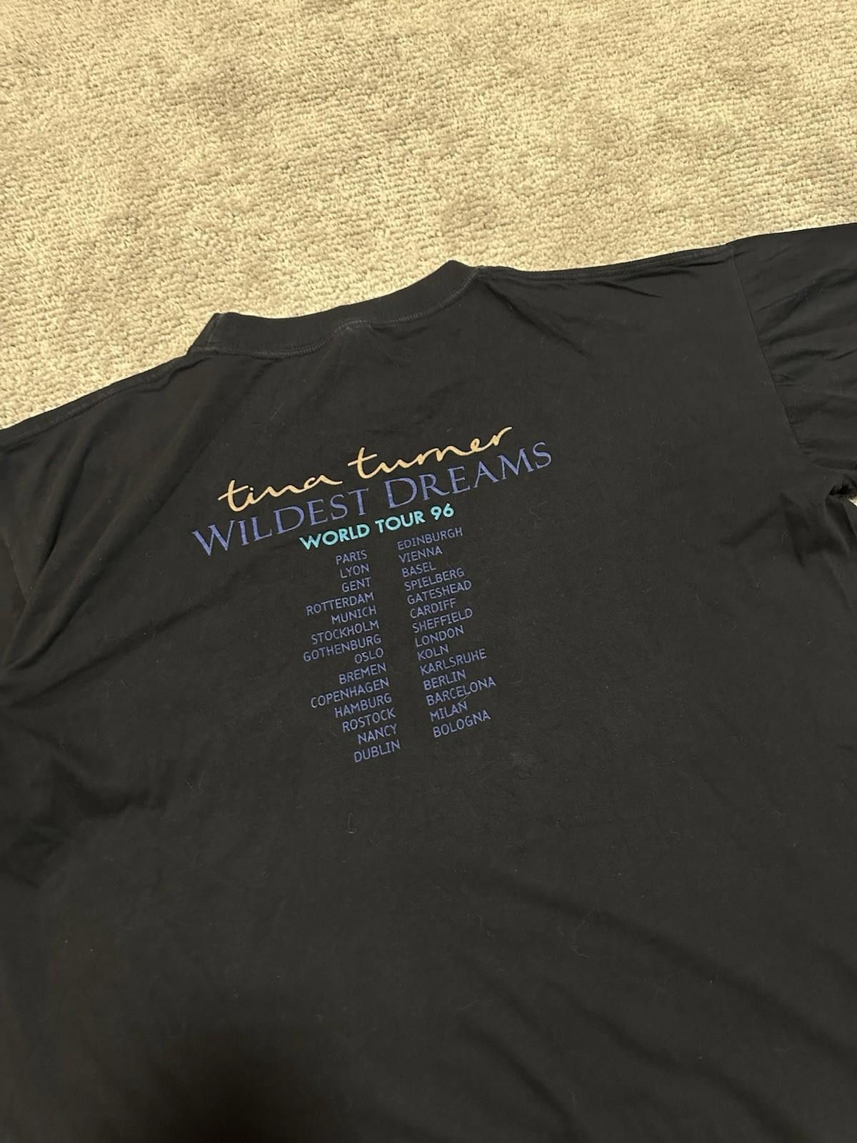 The Unbranded Brand Tina Turner Wildest Dreams World Tour 96 T-Shirt (XL) Size US XL / EU 56 / 4 - 6 Thumbnail