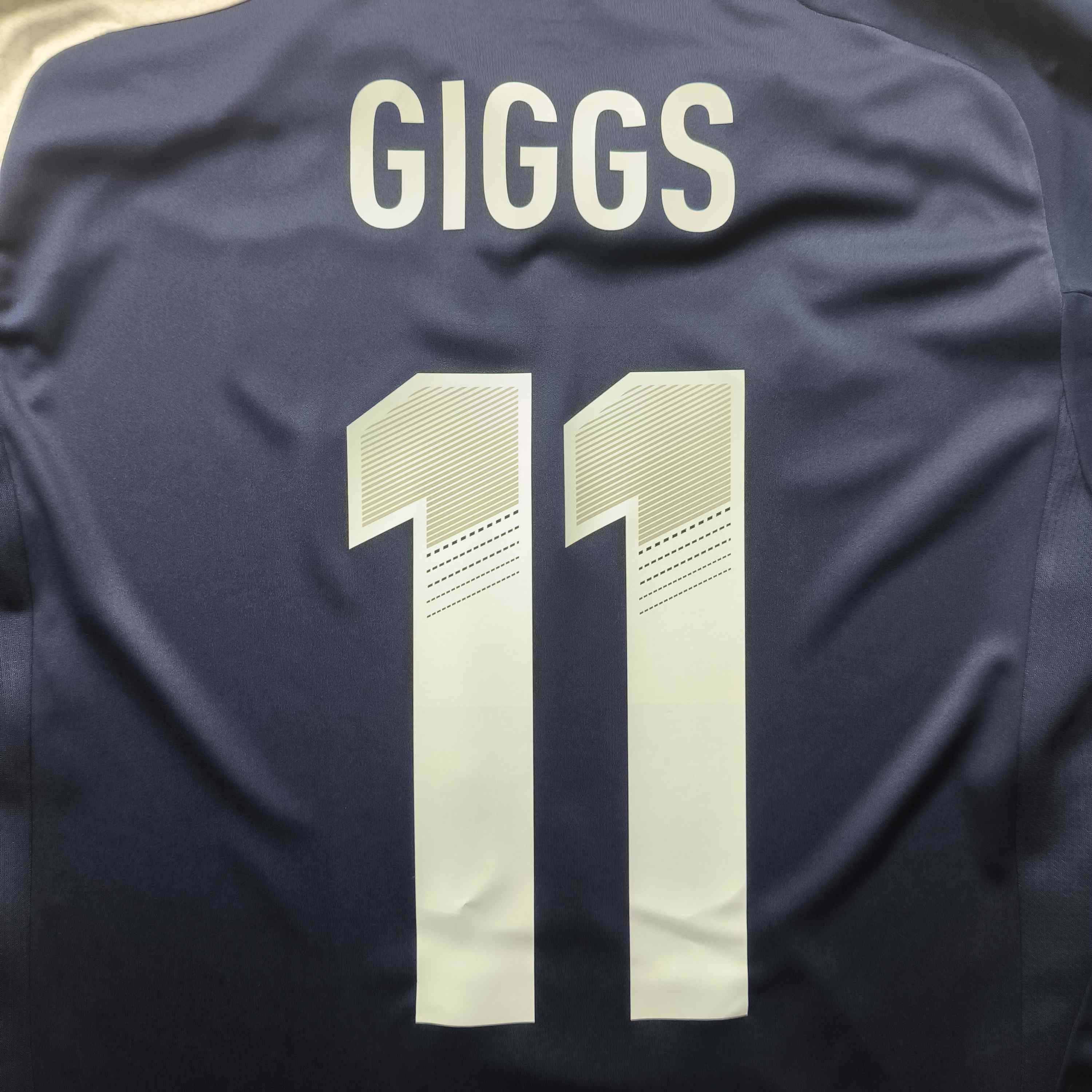 Adidas Team GB 2012 Adidas home Ryan Giggs football jersey size S Size US S / EU 44-46 / 1 - 8 Thumbnail