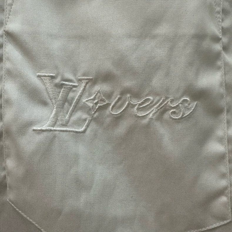Louis Vuitton Louis Vuitton 24 New Pearl Button Embroidered Logo Shirt 25 Size US XS / EU 42 / 0 - 3 Thumbnail