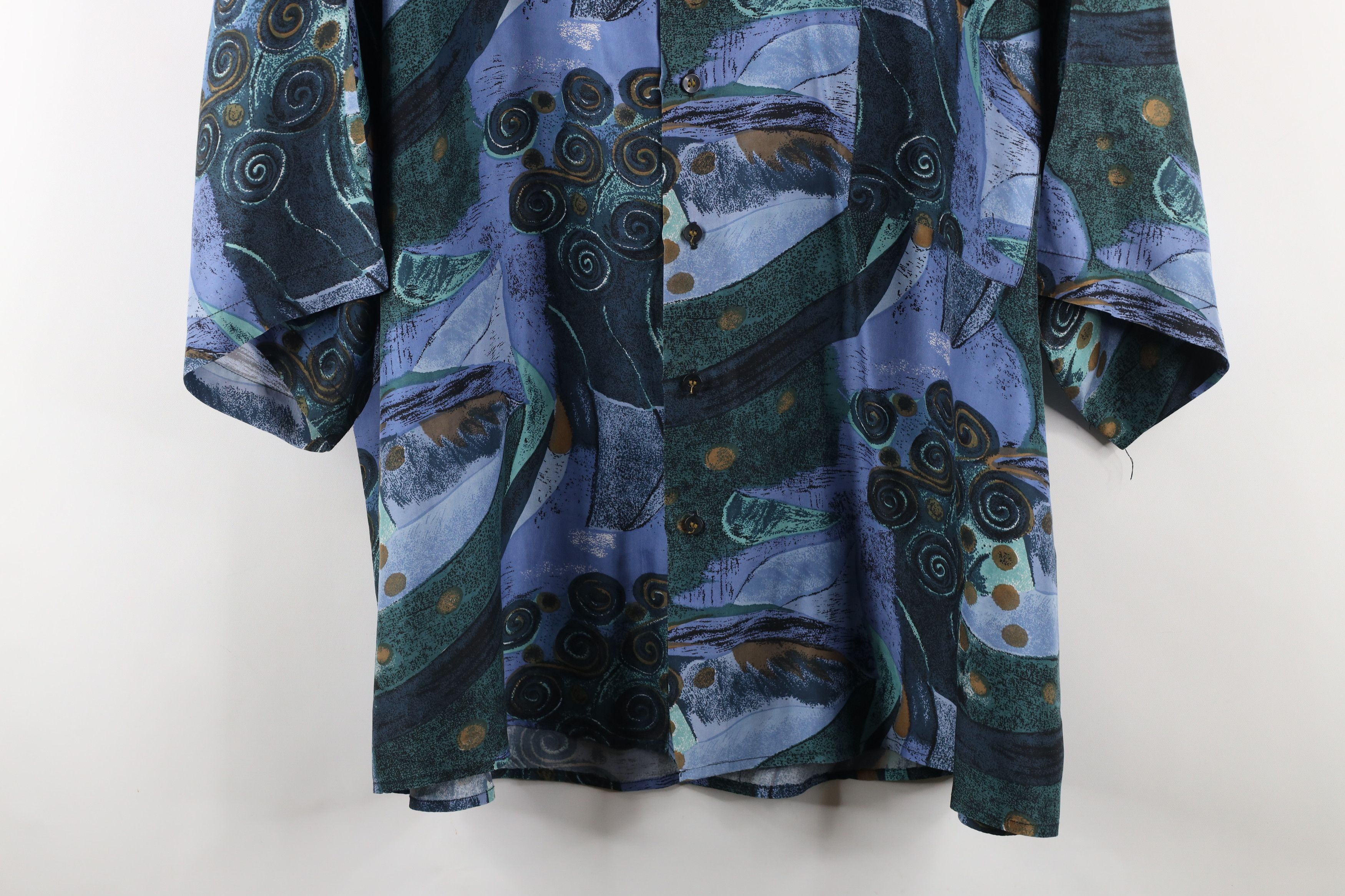 Vintage Vintage 90s Streetwear Short Sleeve Collard Button Shirt Size US XL / EU 56 / 4 - 3 Thumbnail
