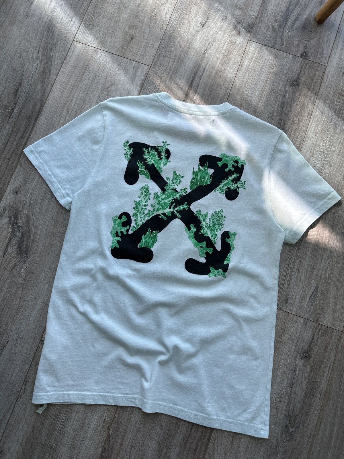Off-White Off-White by Abloh cross corals tee t t-shirt carravaggio Size US S / EU 44-46 / 1 - 3 Thumbnail